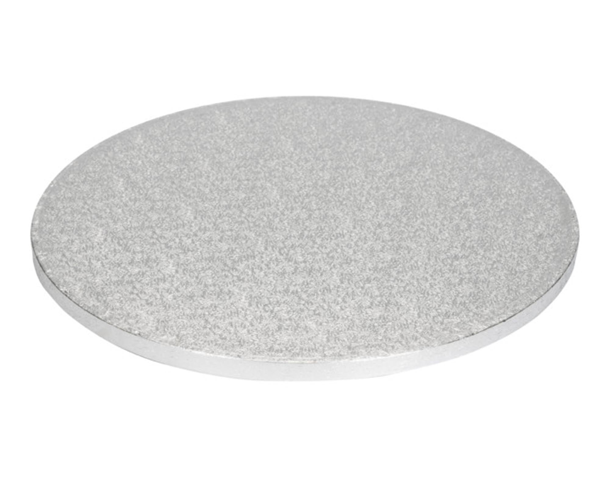 Entdecken Sie die PATISSE Tortenunterlage silber ø 25x1 cm – ideal für Torten und Kuchen, robust, hygienisch und elegant für jede Tischdekoration.