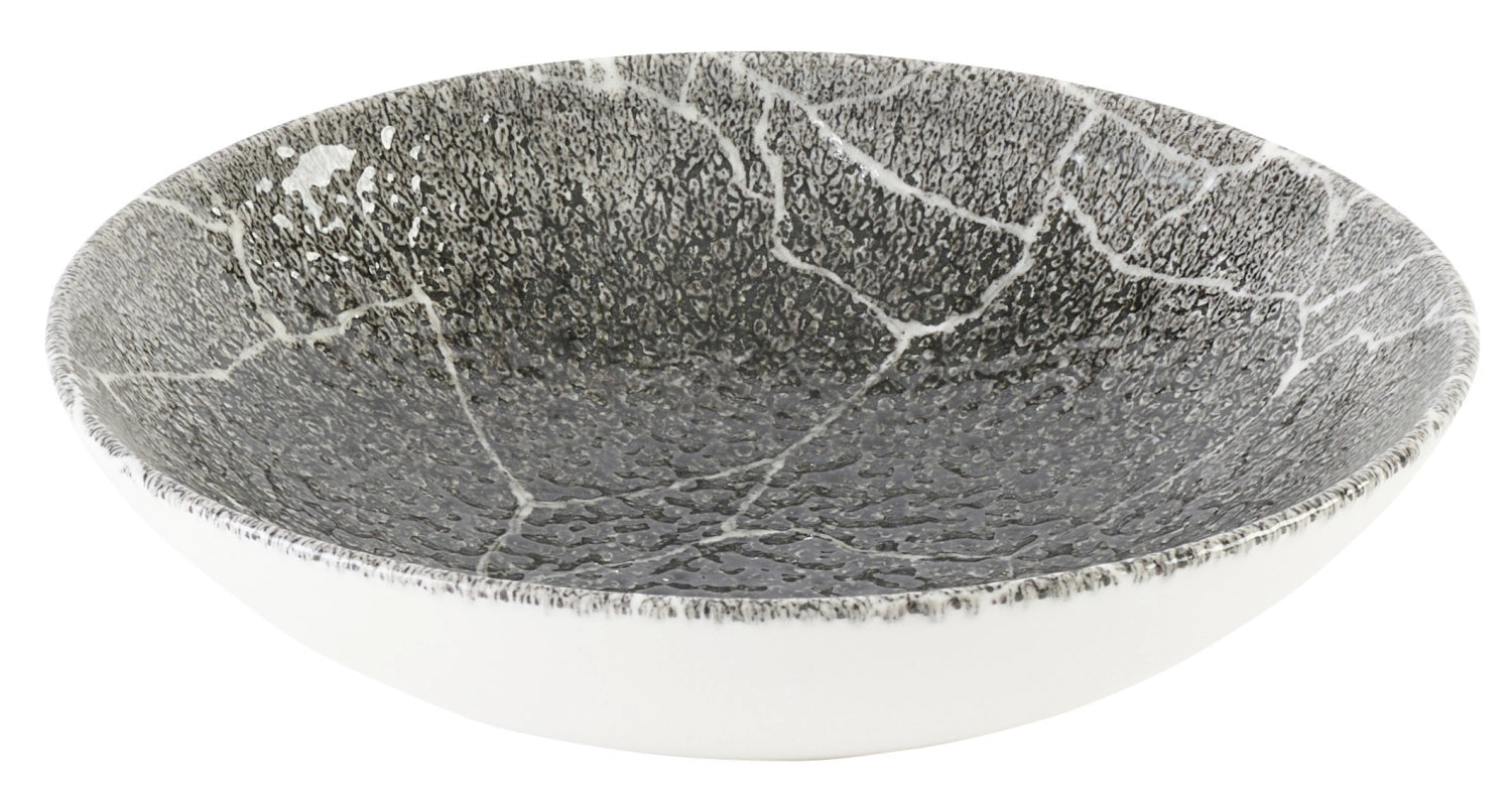 Schwarzer Kintsugi Reverse Quartz Teller von S.P., tiefes Coupe-Design, 18.2 cm, perfekt für exquisite Anlässe und moderne Tischgestaltung.