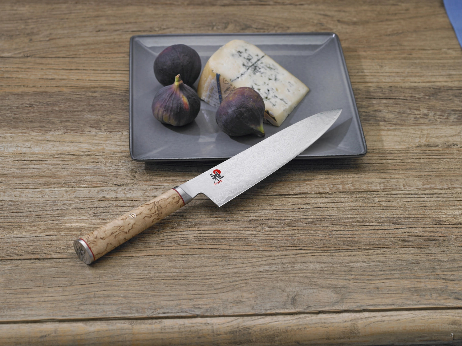 MIYABI 5000MCD SHOTOH, 90mm Damastmesser mit elegantem Design und scharfer Klinge, ideal für präzises Schneiden in der Küche.