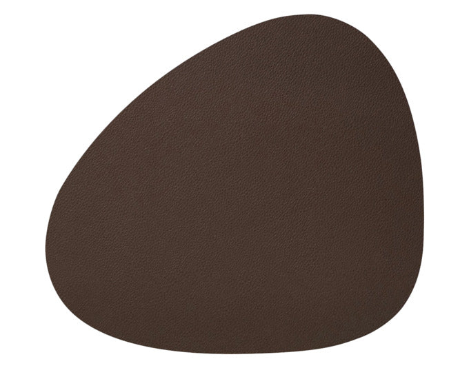 Dunkelbraunes DAFF Tischset LAV 37.5x43 cm, ideal für stilvolle Tischdekorationen, erhältlich bei KAQTU Design AG.