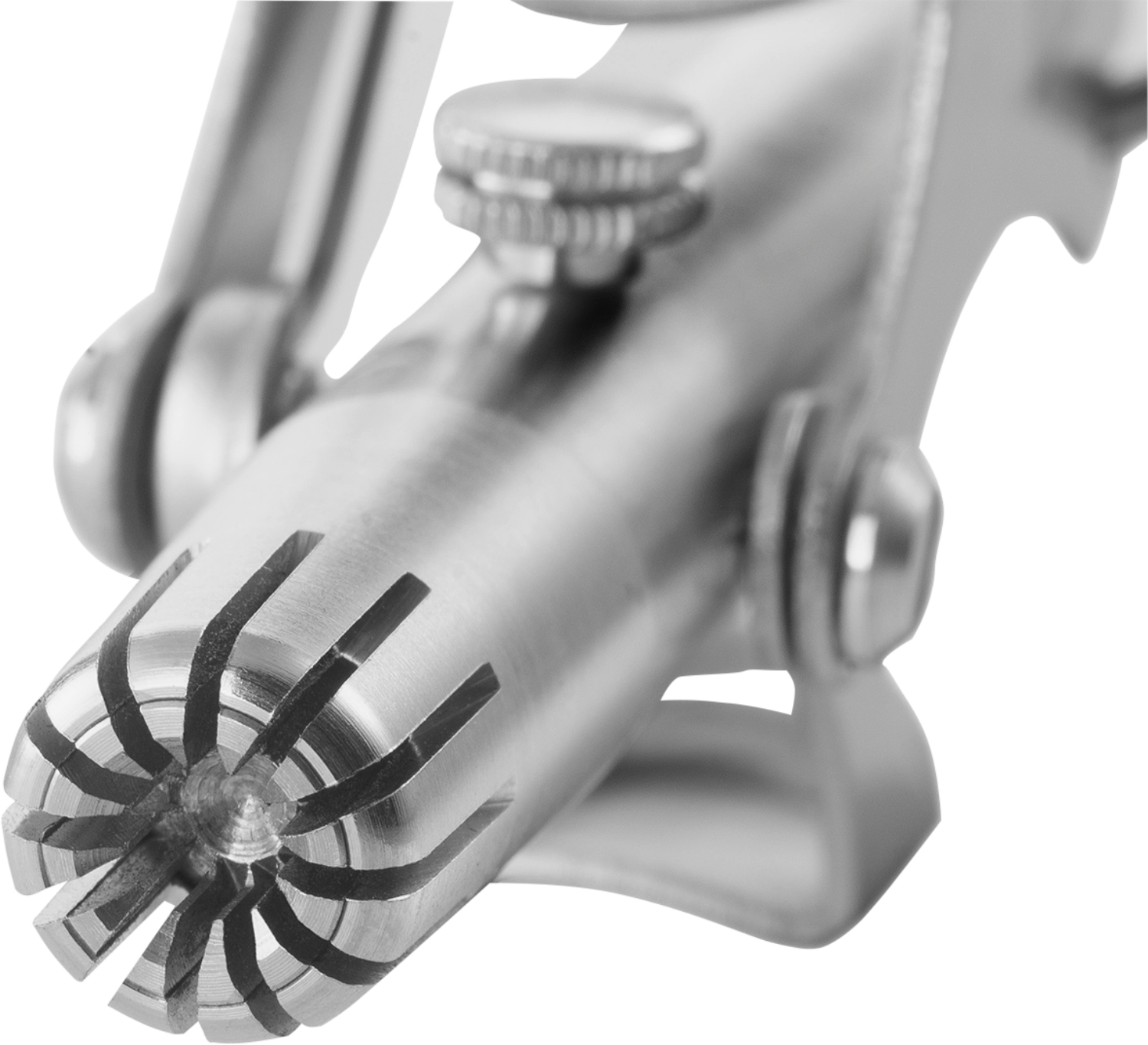 Praktischer Nasen- und Ohrhaartrimmer von Zwilling Beauty mit mattem Design, ideal für eine präzise und komfortable Körperpflege.