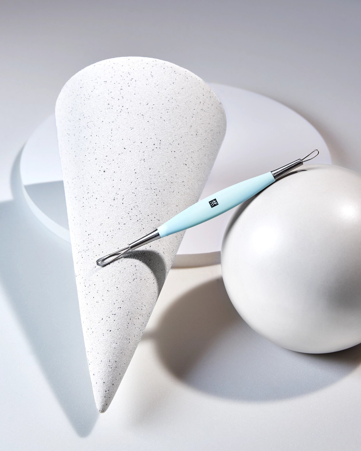 TWINOX Mitesserentferner in mint von Zwilling Beauty, effektives Werkzeug zur sanften Entfernung von Mitessern, ideal für die Hautpflege.