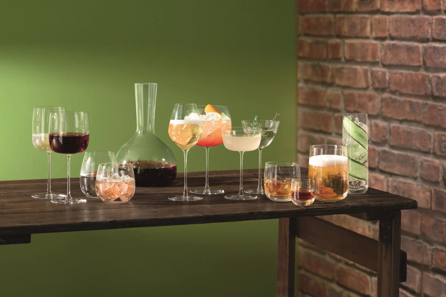 Stilvolles 4er Set Borough Longdrinkgläser von LSA, 420ml, ideal für erfrischende Cocktails und besondere Anlässe.