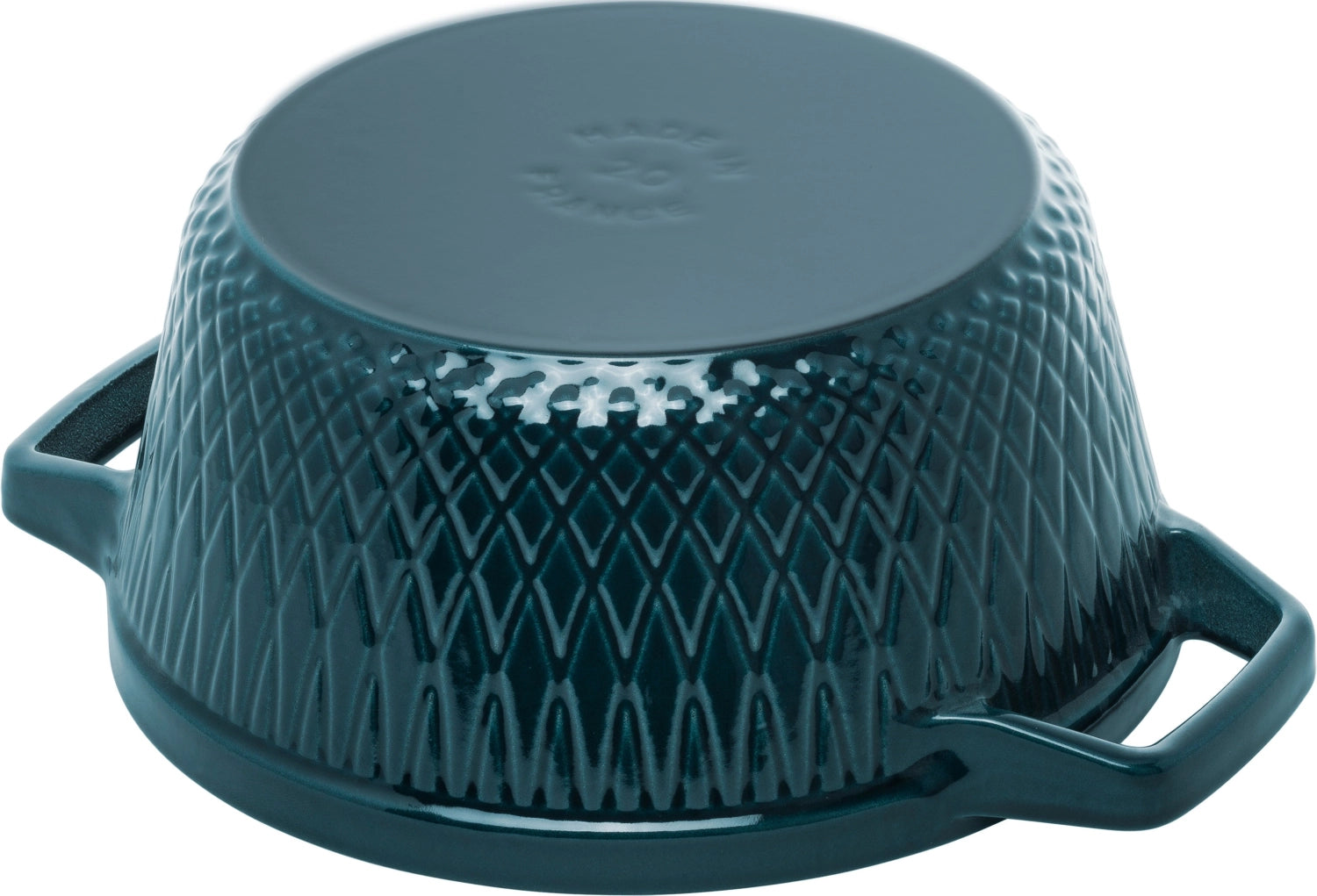 Elegante runde Cocotte von Staub mit 3,8 l Volumen, perfekt für stilvolles Kochen und Servieren von köstlichen Gerichten.