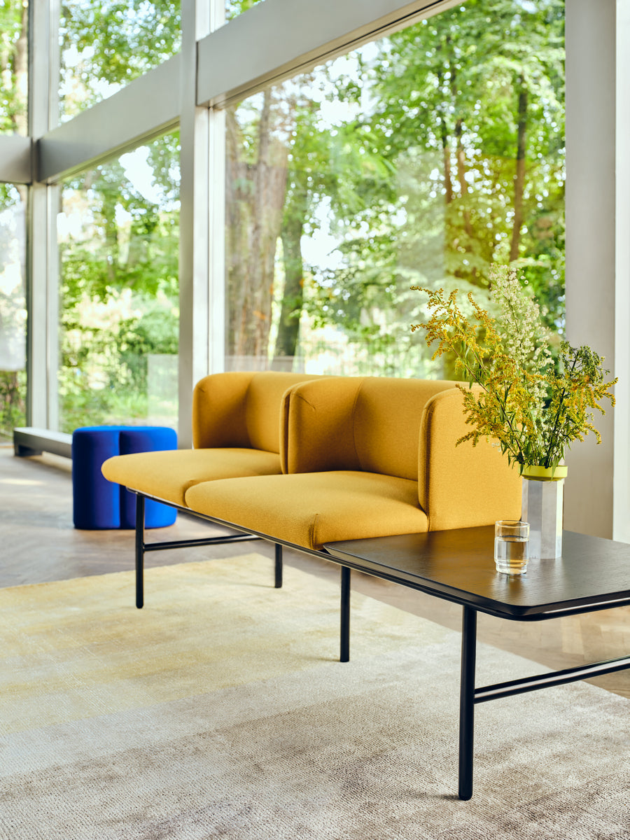 Agora AR21 - Sitzsystem in Weiss präsentiert im Onlineshop von KAQTU Design AG. Sofa ist von Mdd