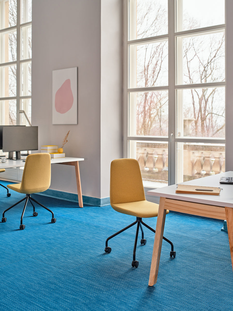 Ogi B BOB050E4 - Schreibtisch in Weiss Pastell präsentiert im Onlineshop von KAQTU Design AG. Schreibtisch ist von Mdd