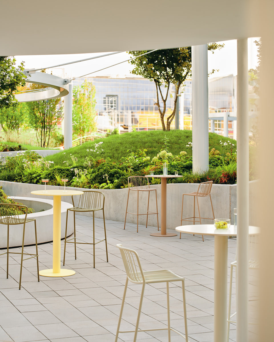 Bris BRS05 - Barhocker, Set von 2 Stück in Gelb präsentiert im Onlineshop von KAQTU Design AG. Outdoor-Barstuhl ist von Mdd