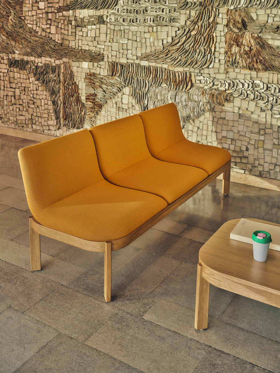 Ramp RMP151 - Bank in Grau präsentiert im Onlineshop von KAQTU Design AG. Sitzbank ist von Mdd