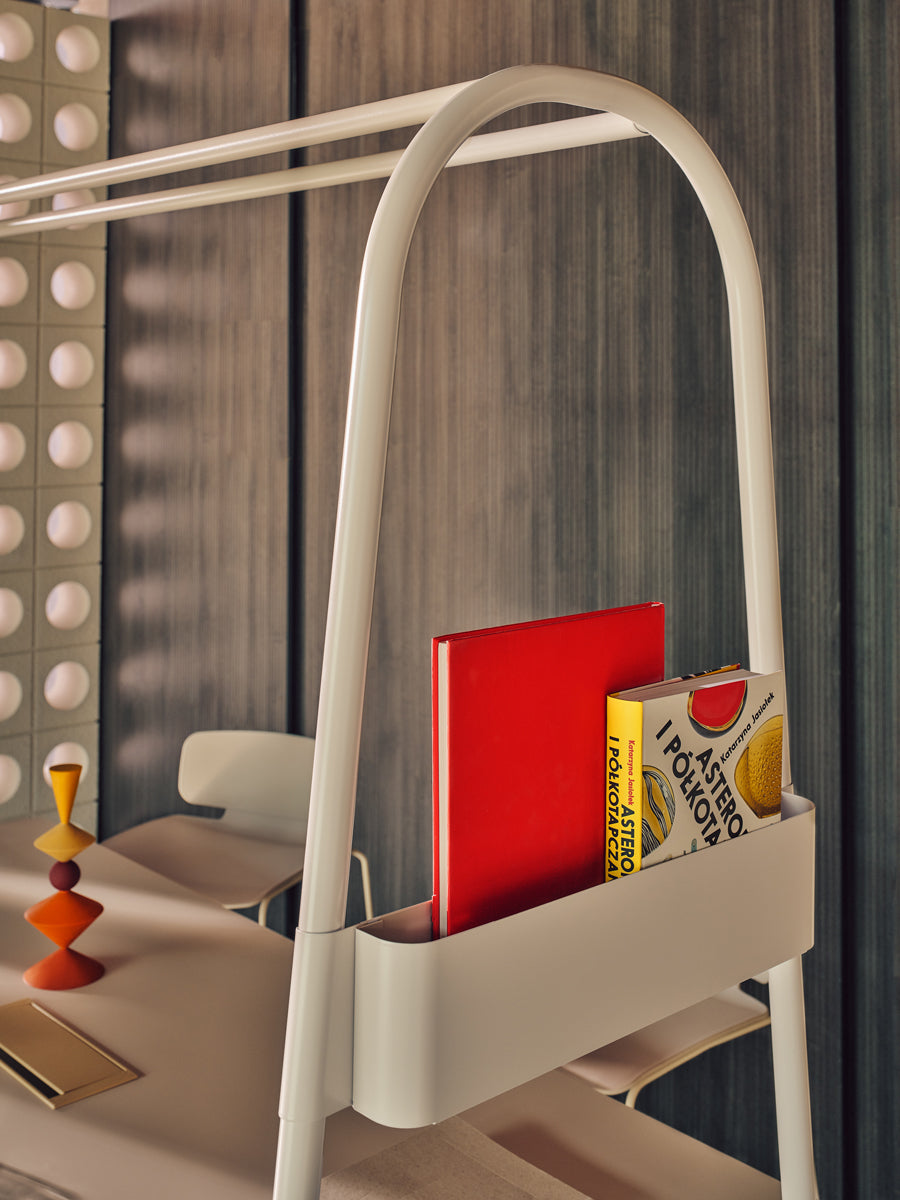 Ampla AURZ02 - Tisch in Eiche Natur präsentiert im Onlineshop von KAQTU Design AG. Esstisch ist von Mdd