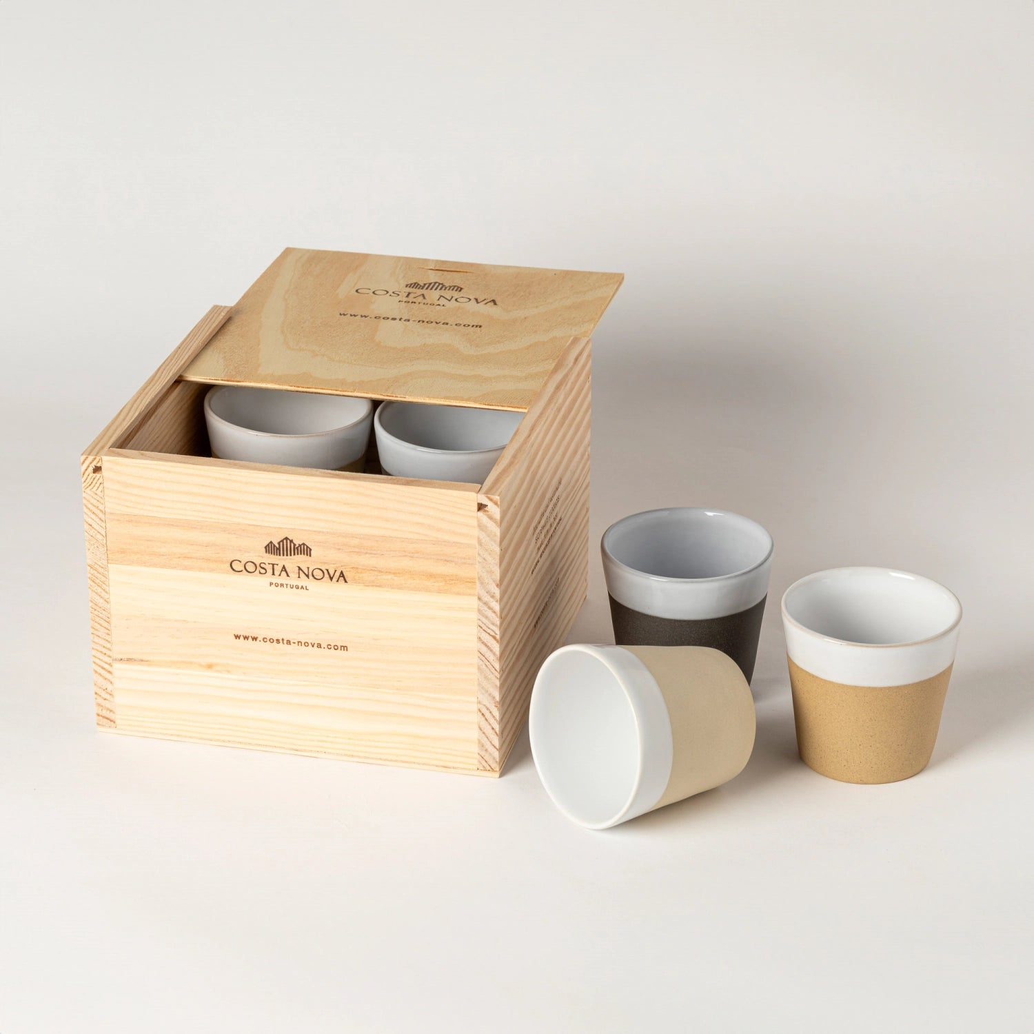 Buntes 8er Set Grespresso Kaffeetassen (190ml) von Costa Nova, ideal als Geschenk, stilvoll und funktional für Kaffeeliebhaber.