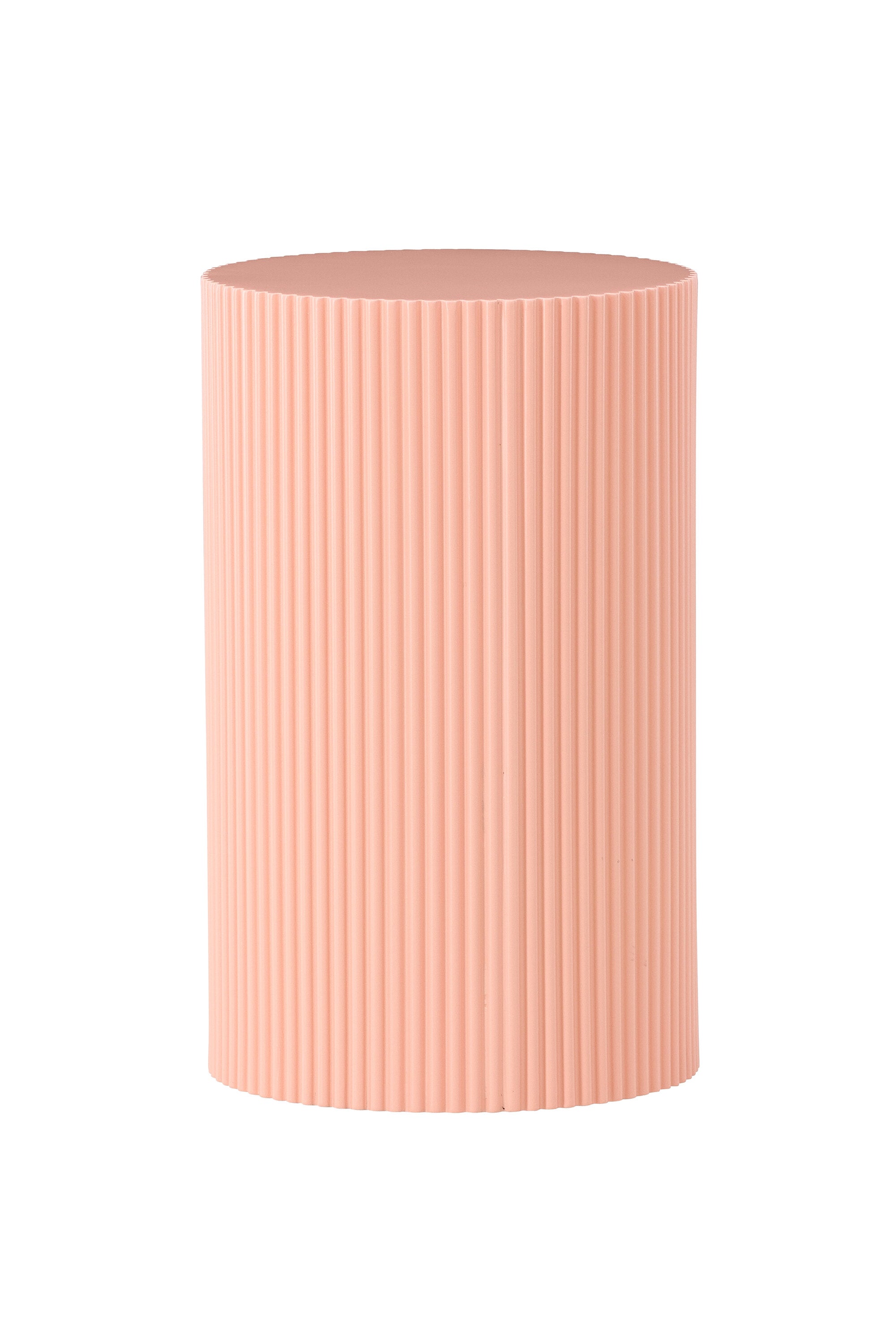 Eleganter Lenox Beistelltisch von Venture Home, perfekt für stilvolle Wohnräume, vereint praktischen Nutzen mit ansprechendem Design.