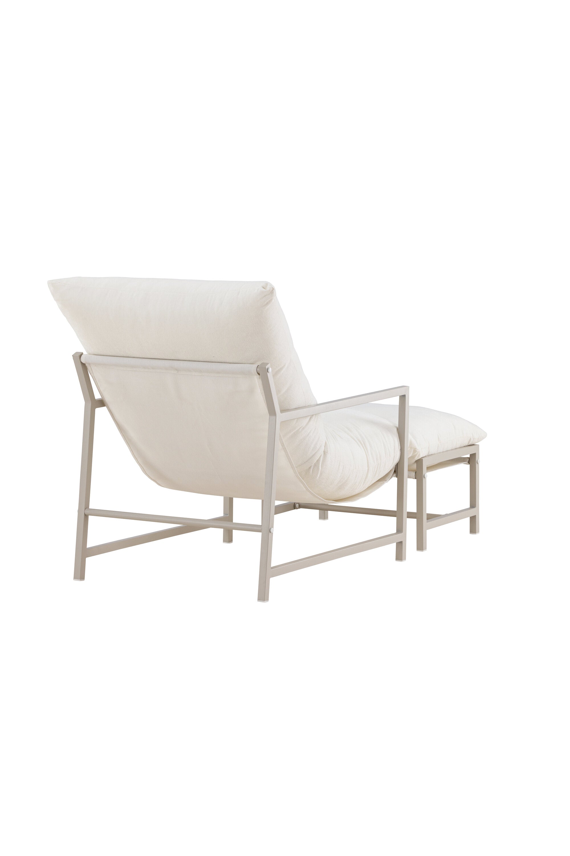 Moderner Corso Loungesessel von Venture Home, ideal für entspannte Stunden im Freien, kombiniert Komfort und zeitgemäßes Design.