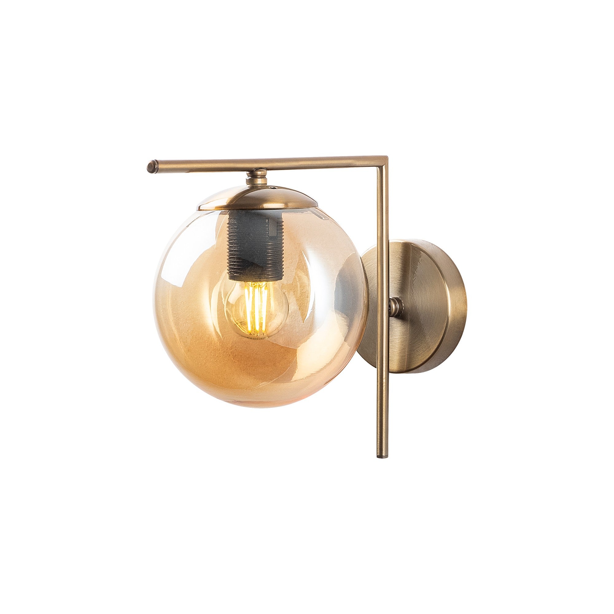Entdecken Sie die Wandleuchte 7142 - Antique von Opviq, die Eleganz und warmes Licht in jeden Raum bringt. Ideal für stilvolle Akzente!