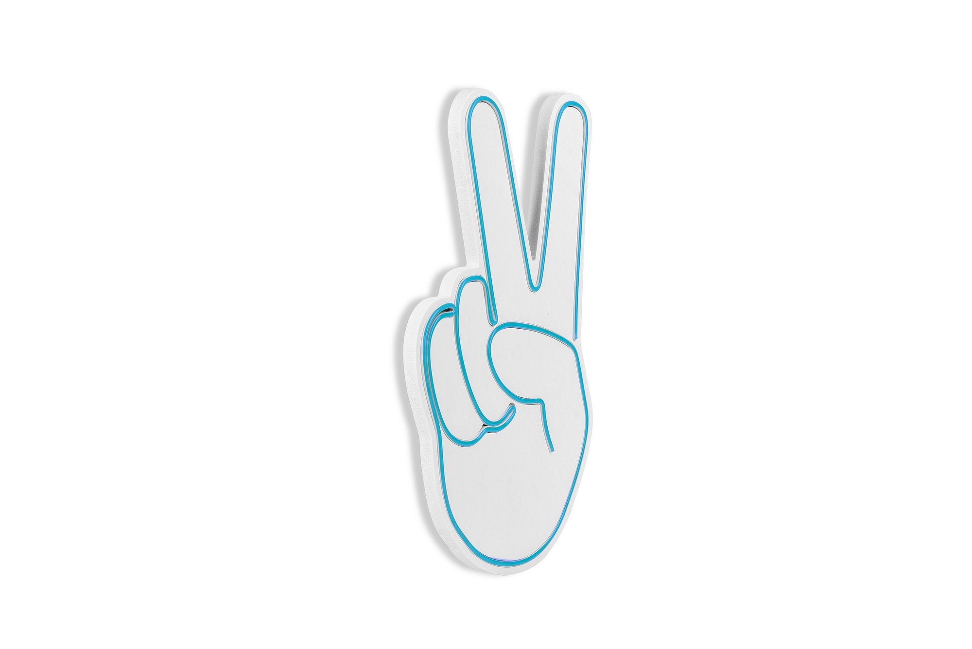 Entdecken Sie die stilvolle Victory Sign Wandleuchte in Blau von Wallity – ein modernes Lichtdesign, das jedem Raum einen einzigartigen Charakter verleiht.