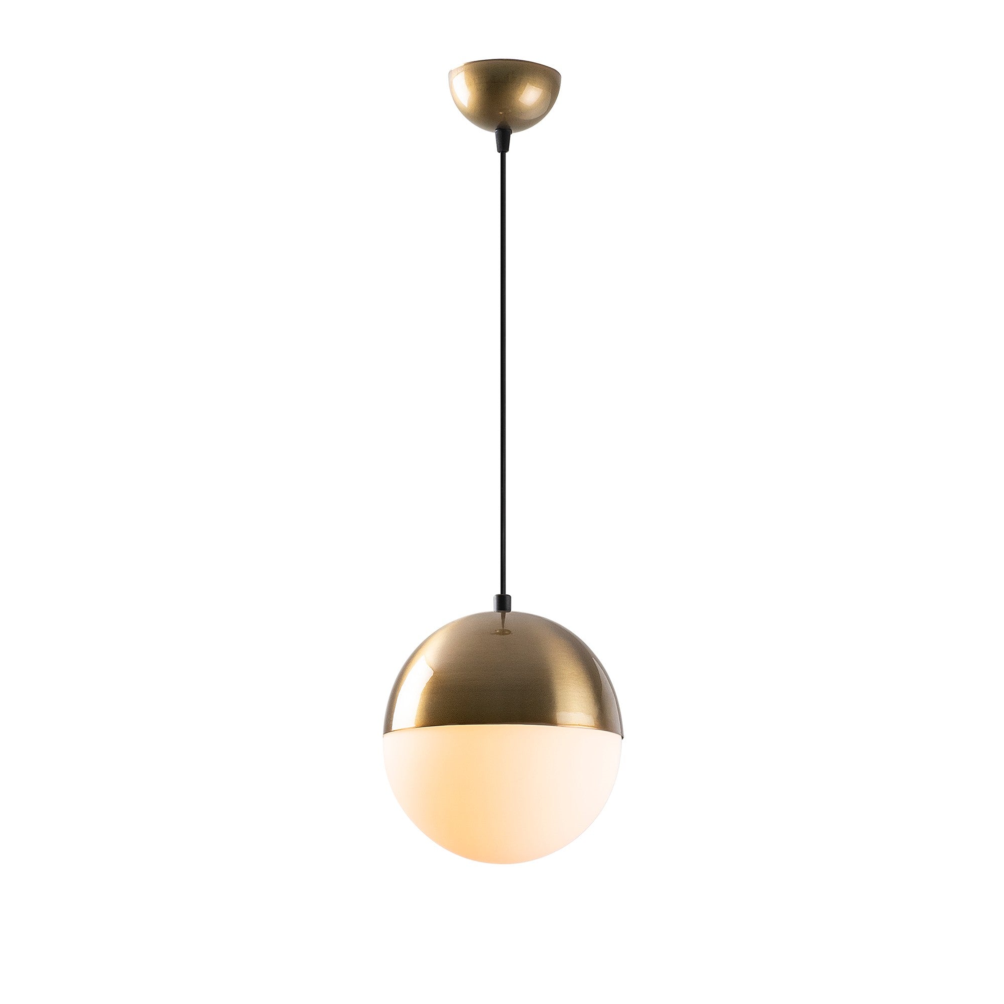 Erleben Sie die Bastos Pendelleuchte in Vintage Weiss von Opviq – ein zeitloses Meisterwerk, das Eleganz und modernes Flair in jeden Raum bringt.