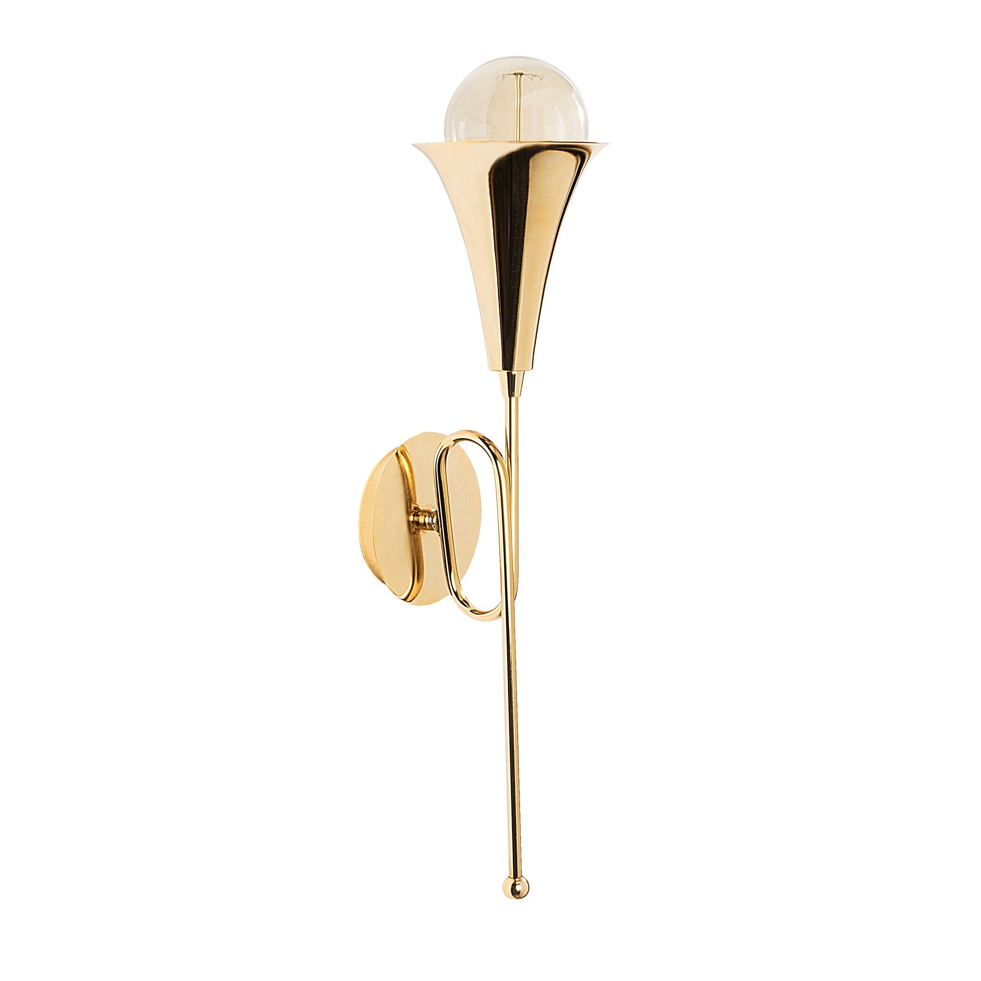 Verleihen Sie Ihrem Raum mit der Sarmal Wandleuchte von Opviq in Gold einen Hauch von Glamour und skandinavischem Minimalismus.