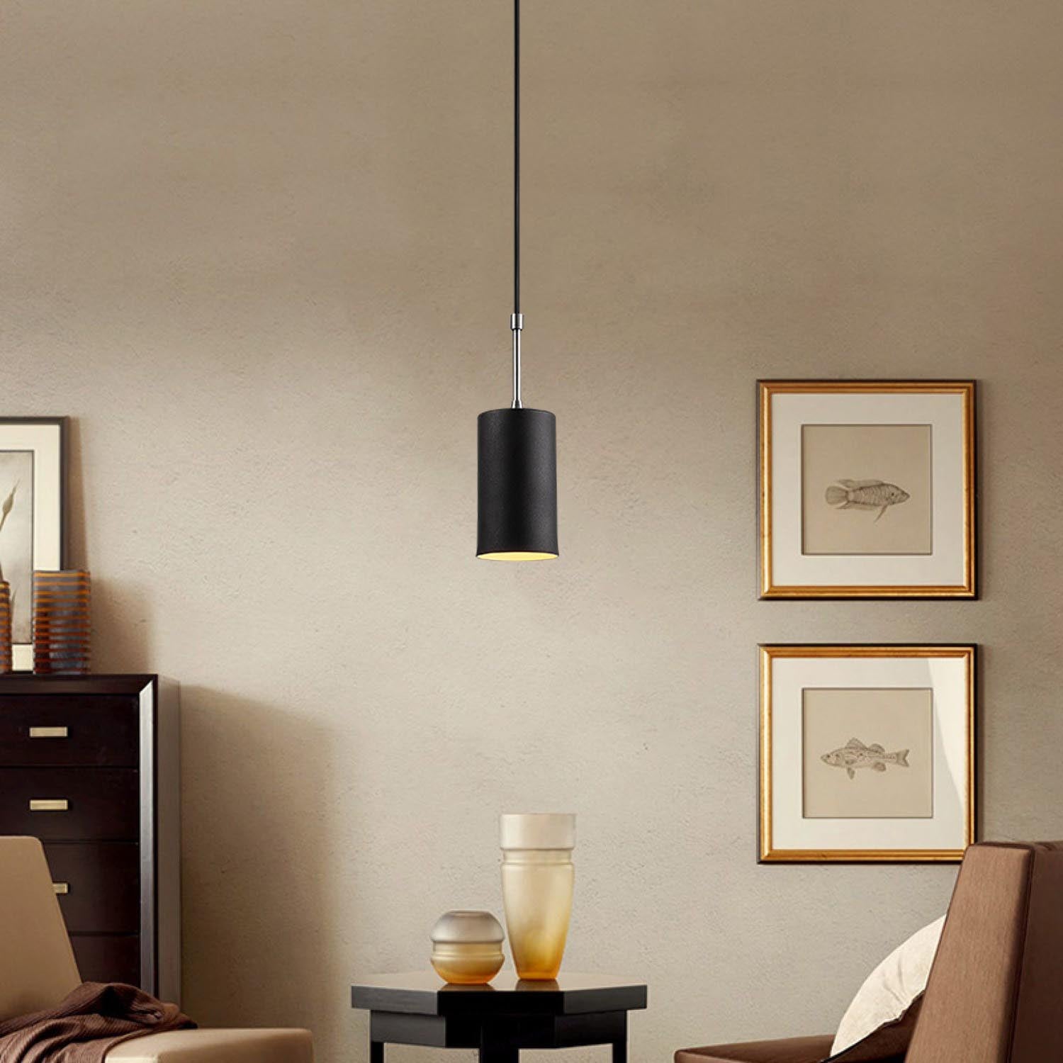 Entdecken Sie die elegante Kem Pendelleuchte in Schwarz Nickel von Opviq. Perfekt für stilvolle Akzente in jedem Raum!