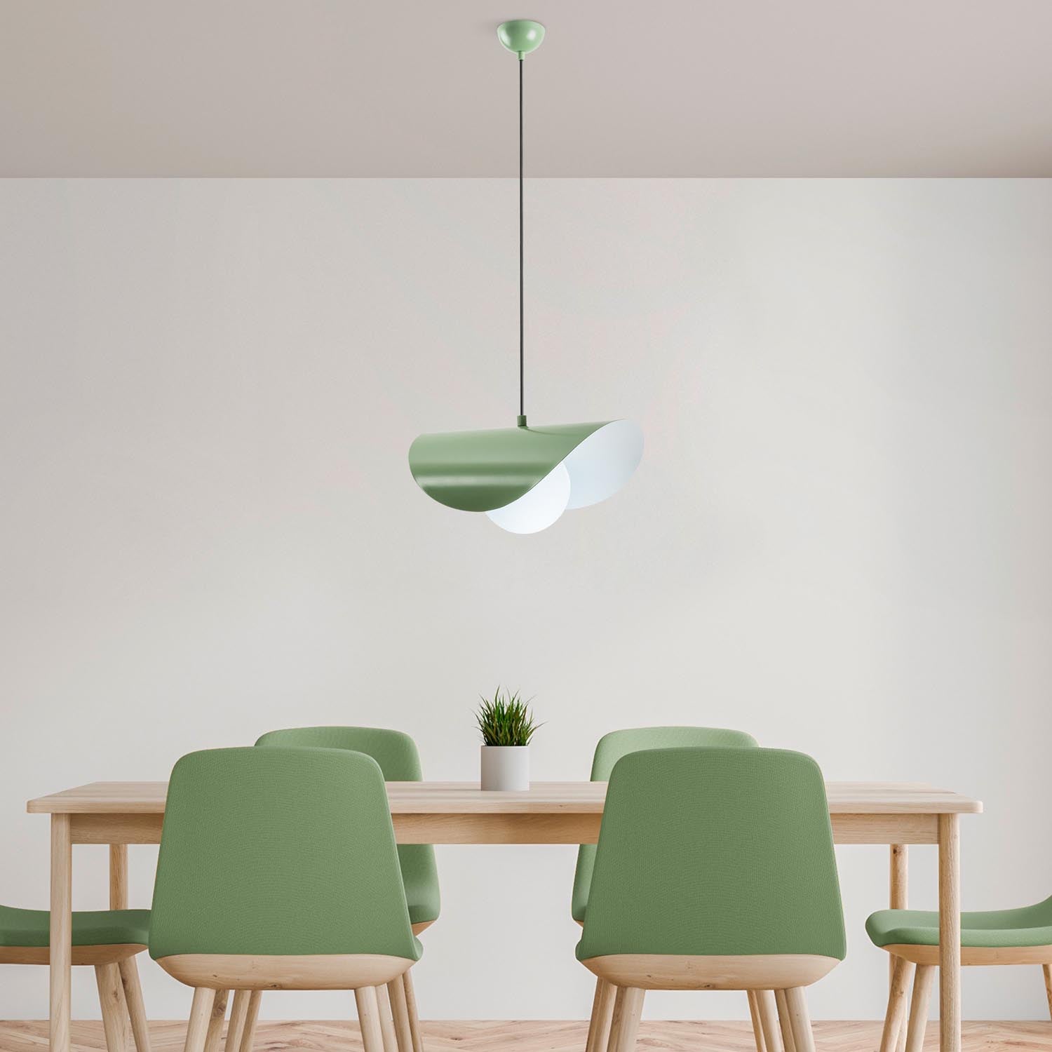Verleihen Sie Ihrem Zuhause mit der Vatoz Pendelleuchte in Minze von Opviq einen Hauch von Eleganz und Stil. Ideal für jeden Raum!