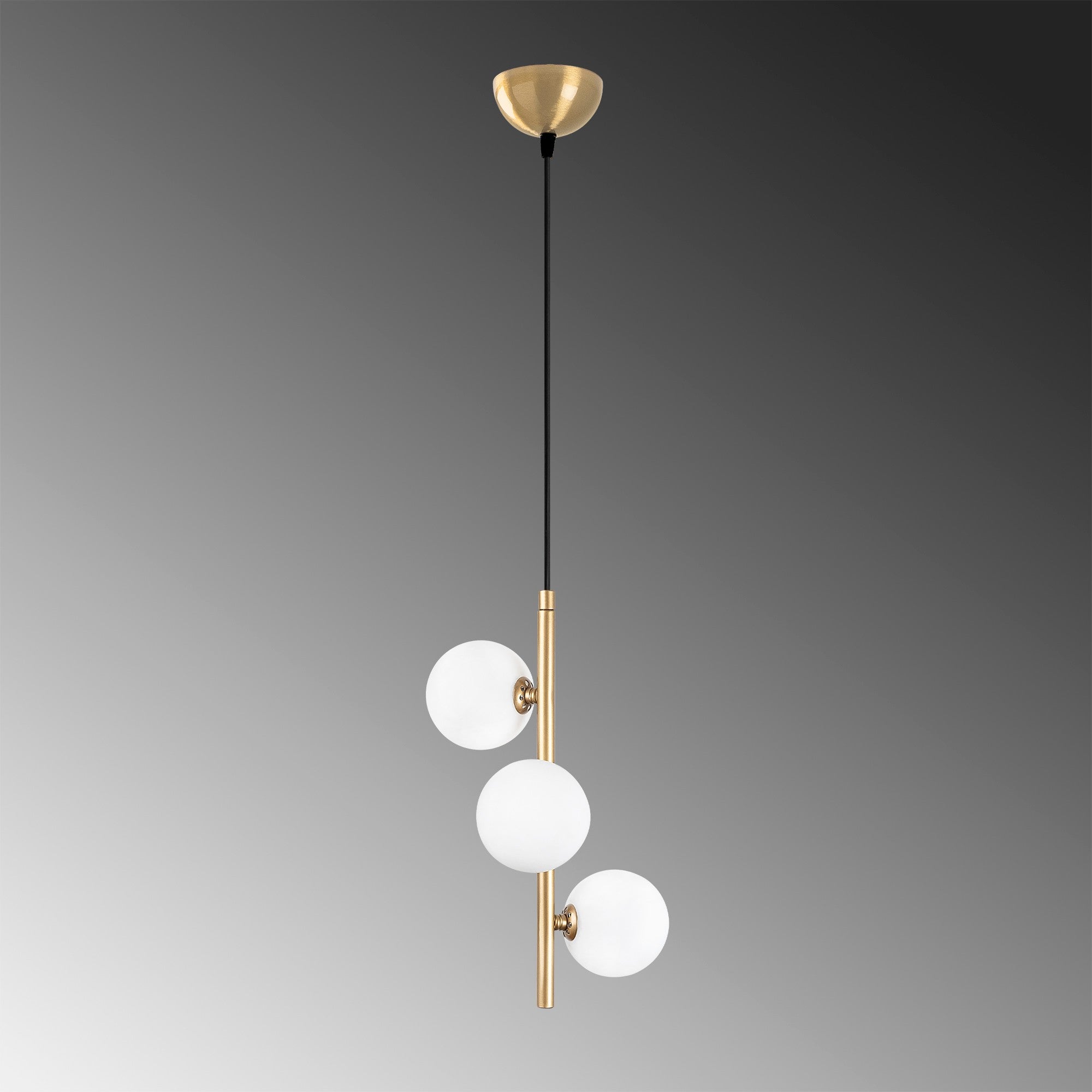Erleben Sie die exquisite Domino Pendelleuchte von Opviq in Gold – ein elegantes Design, das jeden Raum mit warmem Licht und zeitloser Schönheit bereichert.