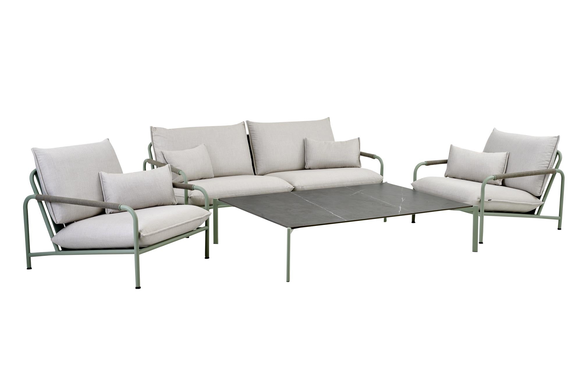 Stylisches 2.5-Sitzer Lounge Sofa Lerberget in lebhaftem Grün, ideal für entspannte Momente drinnen und draußen.