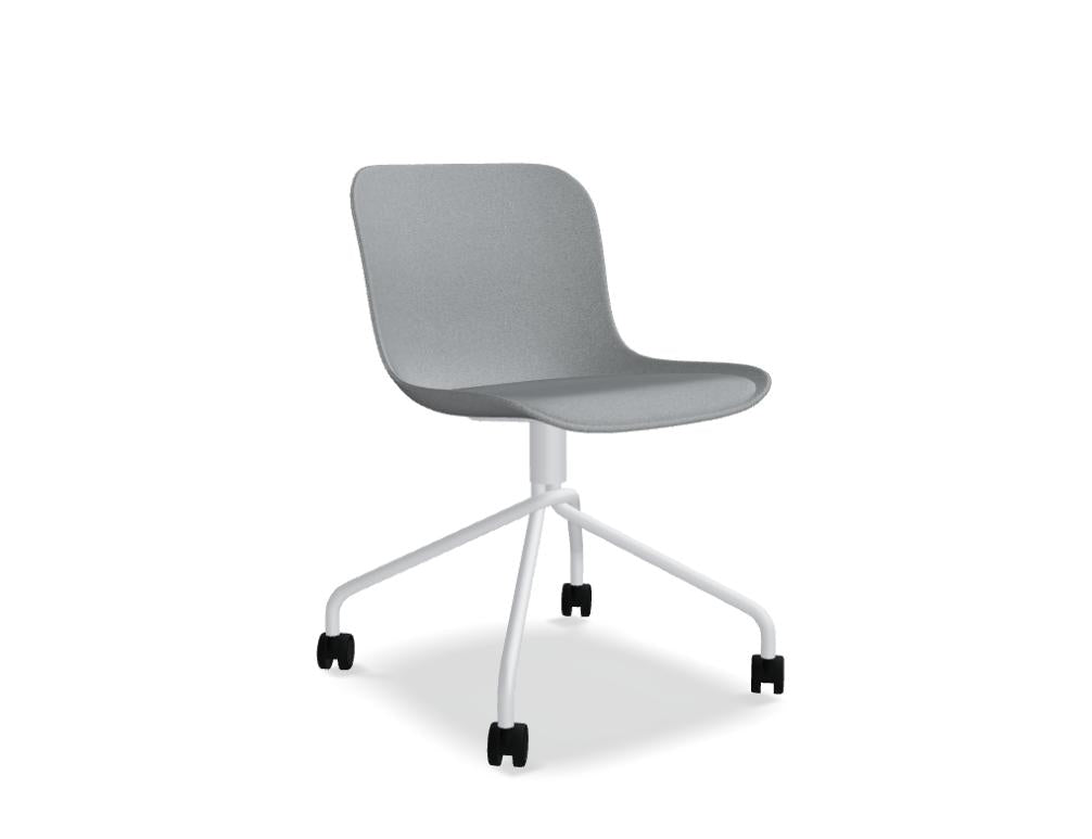 Baltic 2 Classic BLK4P13K - Stuhl Drehbasis in Beige präsentiert im Onlineshop von KAQTU Design AG. Drehstuhl ist von Mdd