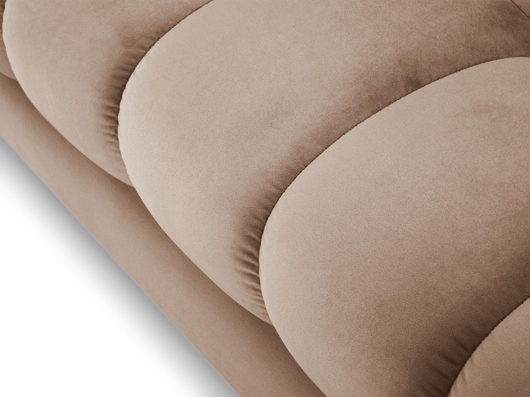 Elegantes 2-Sitzer Sofa Bali in neutralem Beige, ideal für modernes Wohnen und gemütliche Momente im Wohnzimmer.