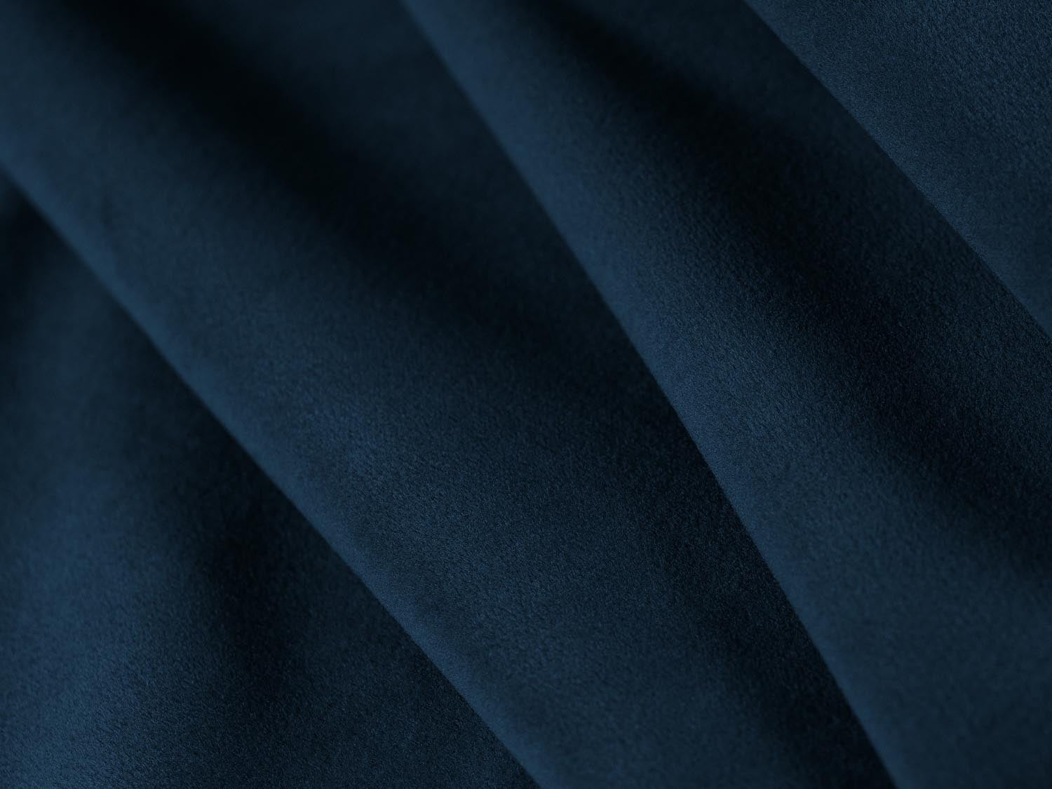 Modernes 3-Sitzer Sofa in luxuriösem Royalblau, aus weichem Velours, perfekt für gemütliche Abende und stilvolle Einrichtung.