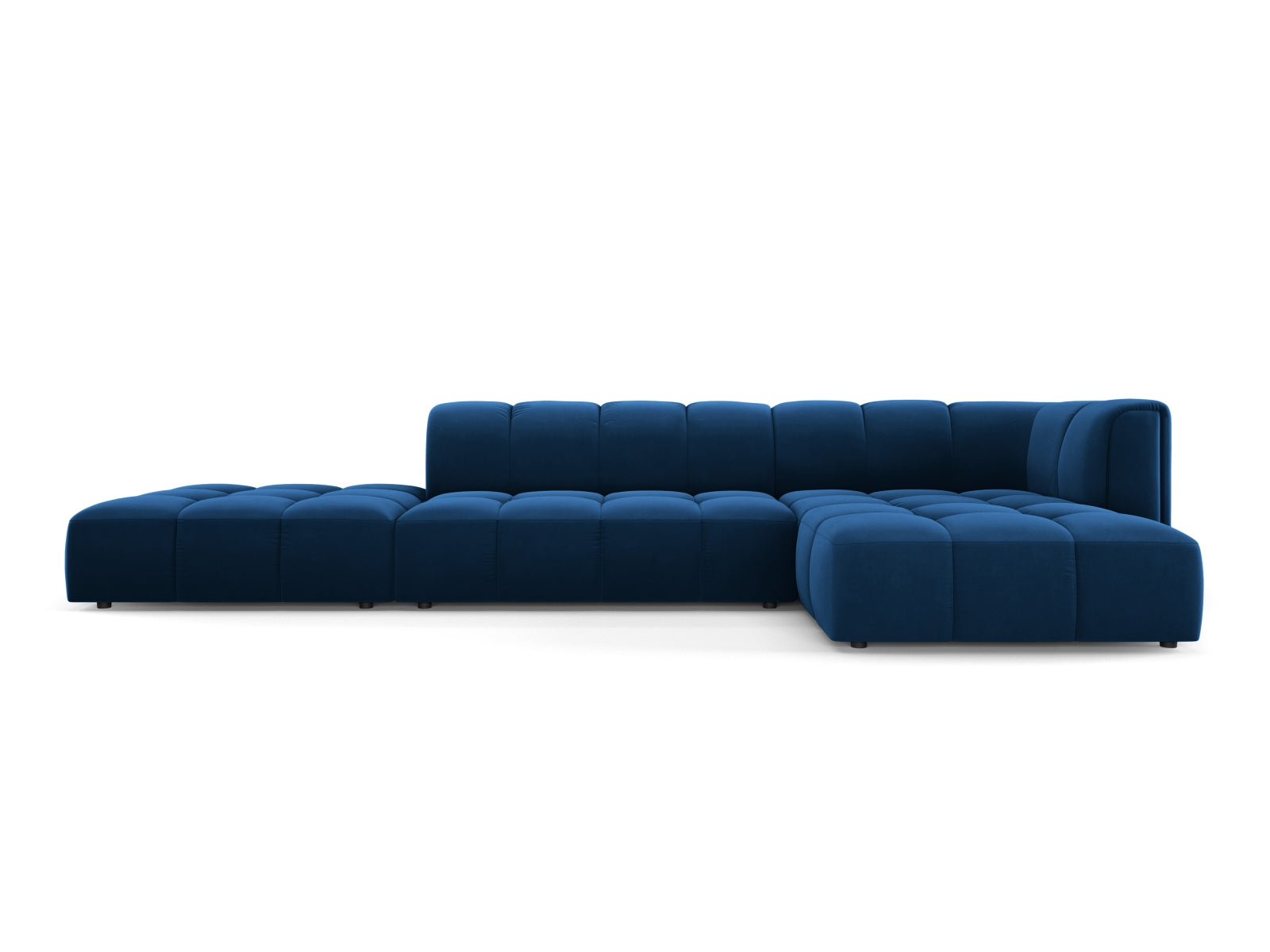 Elegantes 5-Sitzer Ecksofa Moritz in Royal Blue-Bluvel, ideal für stilvolle Wohnräume, bietet Komfort und Flexibilität von Cosmopolitan Design.
