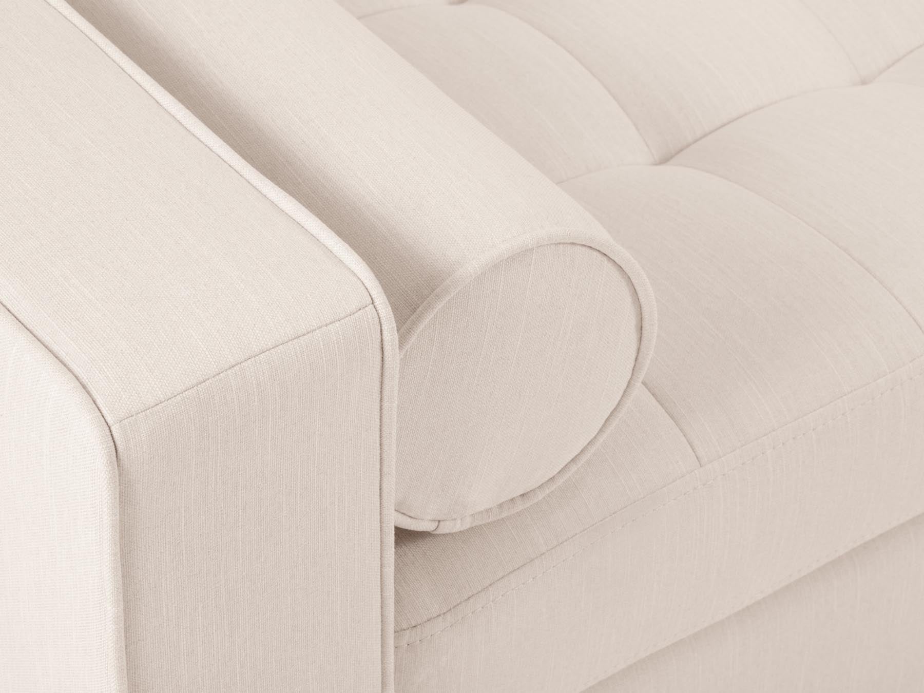 Elegantes 4-Sitzer Ecksofa rechts Aspen in sanften Beigetönen, ideal für entspannte Abende und geschmackvolle Wohnräume.