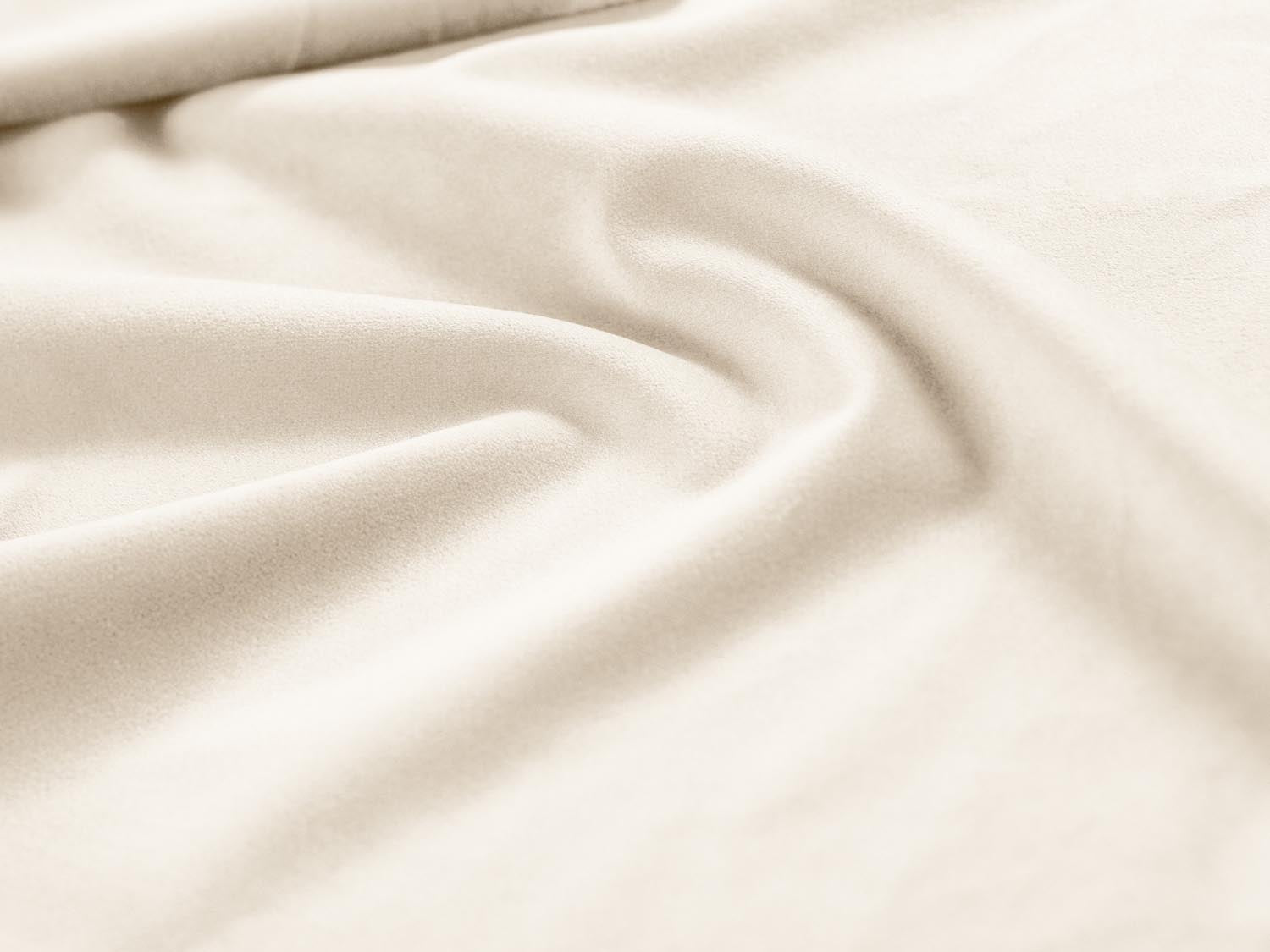Stilvolles 7-sitziges Ecksofa in hochwertigem Velours, perfekt für moderne Wohnzimmer und gesellige Zusammenkünfte.