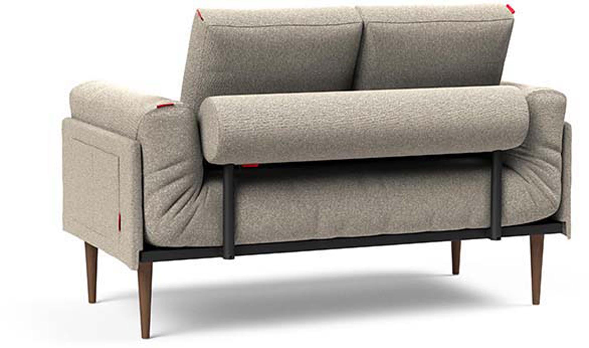Modernes Rollo Styletto Klappsofa 80 mit stilvollem Classic Cover, perfekt für entspannte Abende und flexible Raumgestaltung.