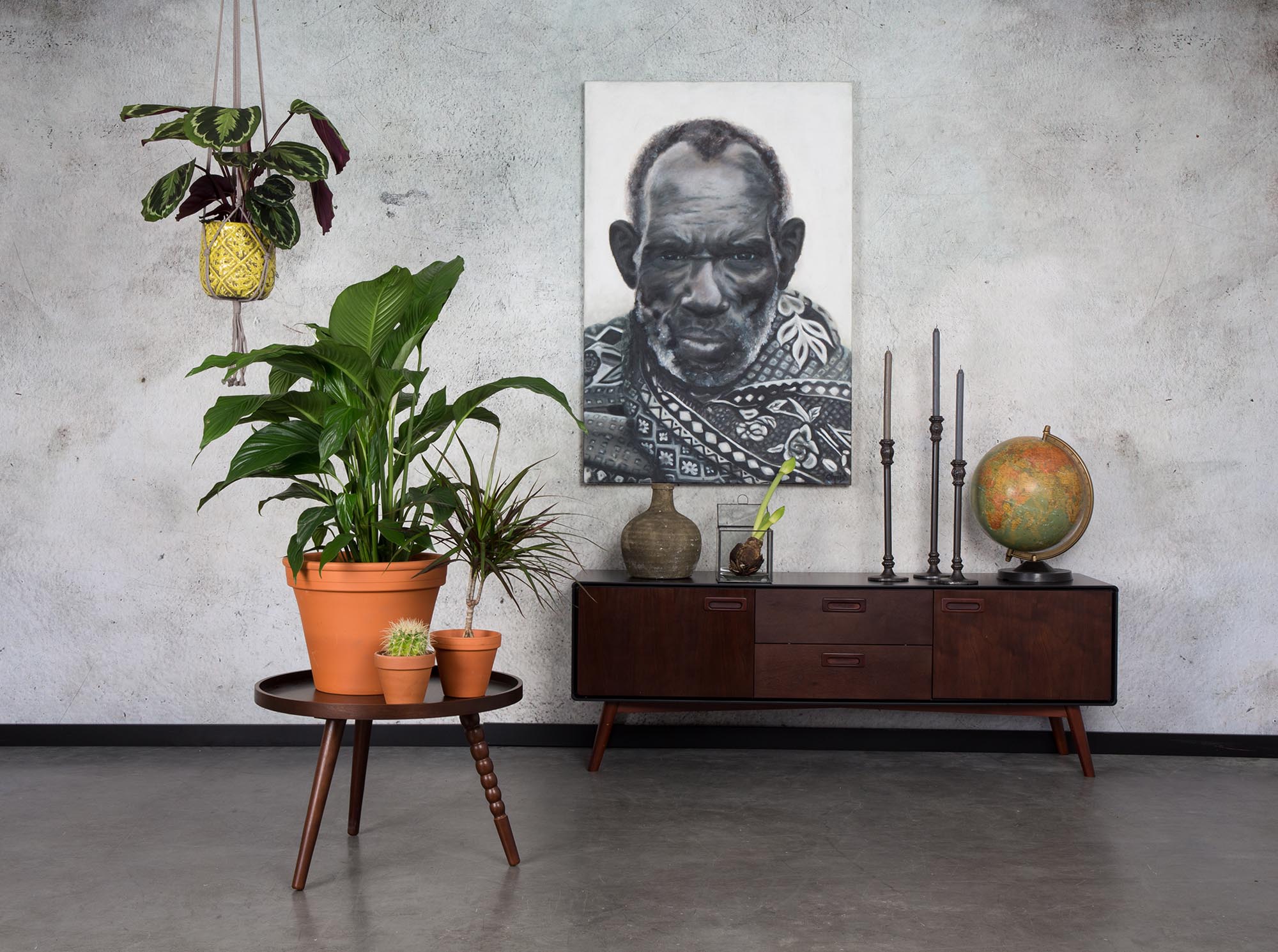 Elegantes Sideboard Juju Low von Dutchbone: Stilvolles Möbelstück mit klaren Linien, perfekt für Aufbewahrung und Dekoration.