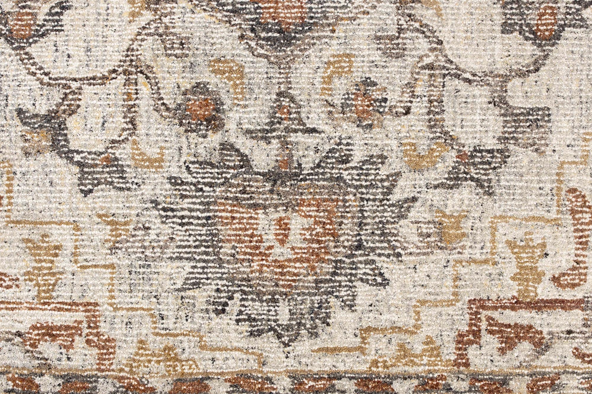 Teppich Amori: Exquisite Muster und erstklassige Materialien.