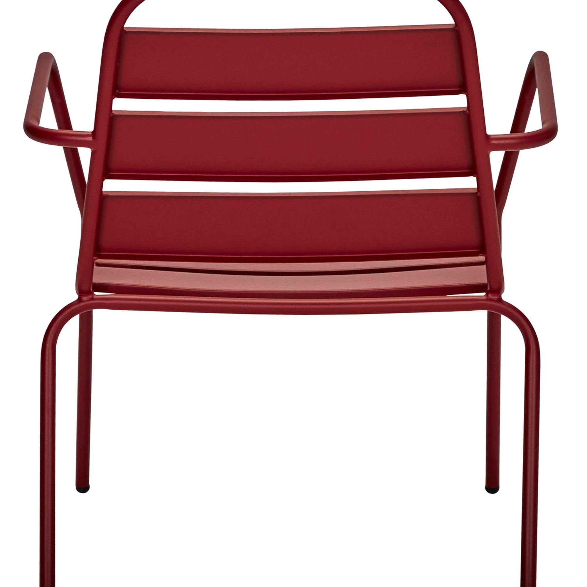 Stylischer Lounge-Sessel HDHelo in Rot, perfekt für den Außenbereich, mit bequemen Armlehnen und modernem Design von House Doctor.