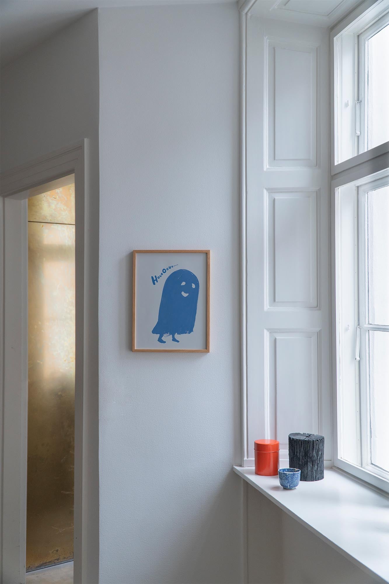 HouoOouu Kunstdruck: Ein modernes Kunstwerk von Paper Collective, das Farbe und Nachhaltigkeit in Ihr Zuhause bringt.