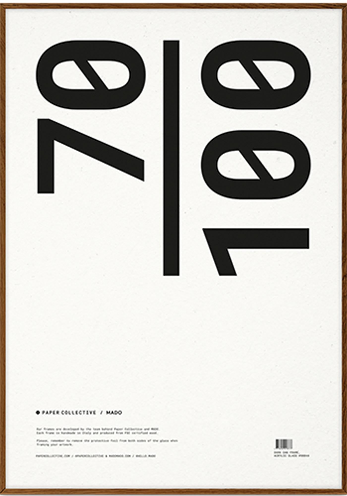 Eleganter Kunstdruck im Rahmen von Paper Collective, ideal für zeitgemäße Wohnräume und inspirierende Büros.