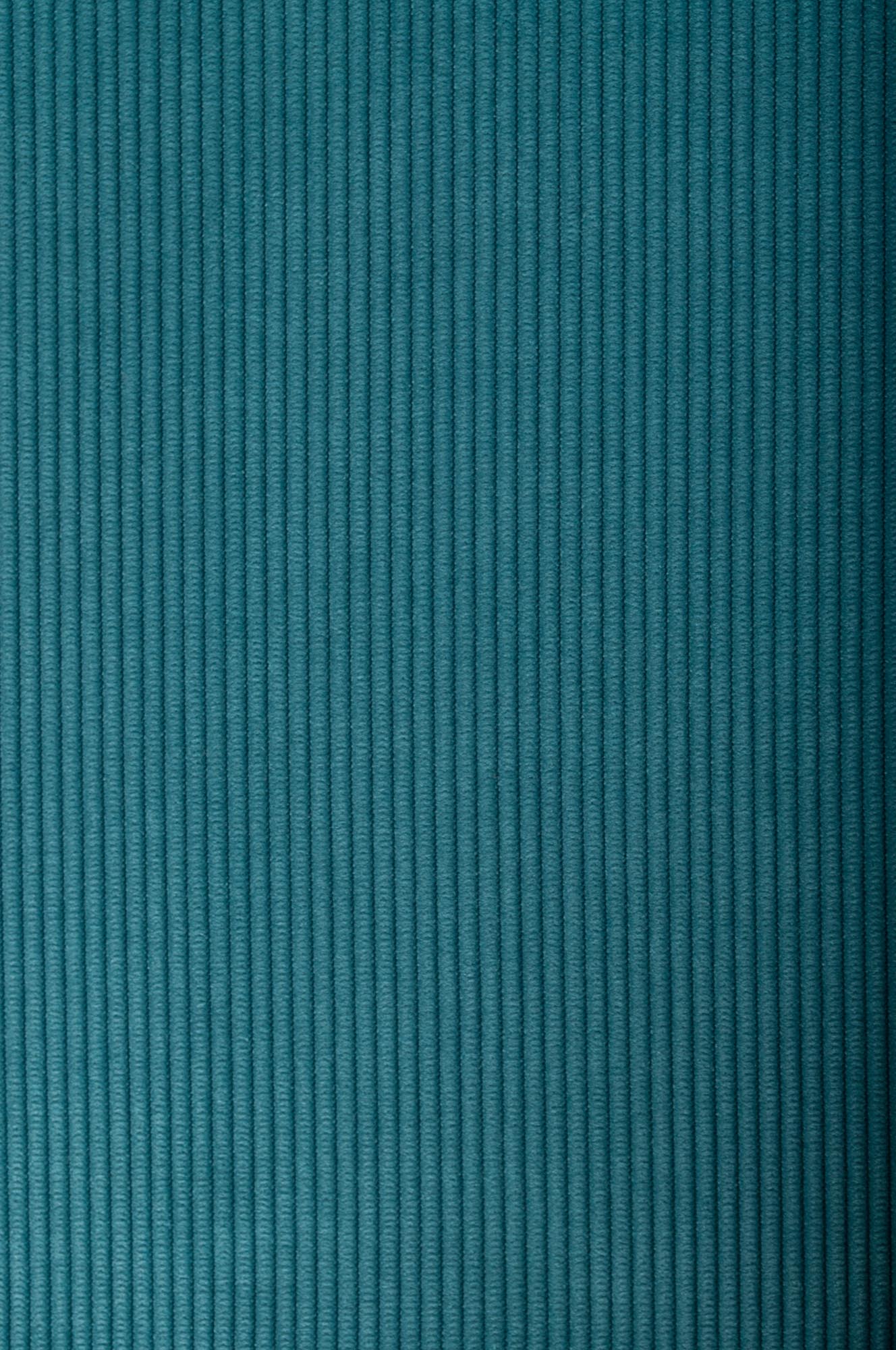 Eleganter Zuiver Ridge Stuhl mit modernem Look, ideal für stilvolle Wohnräume und gemütliche Essbereiche.