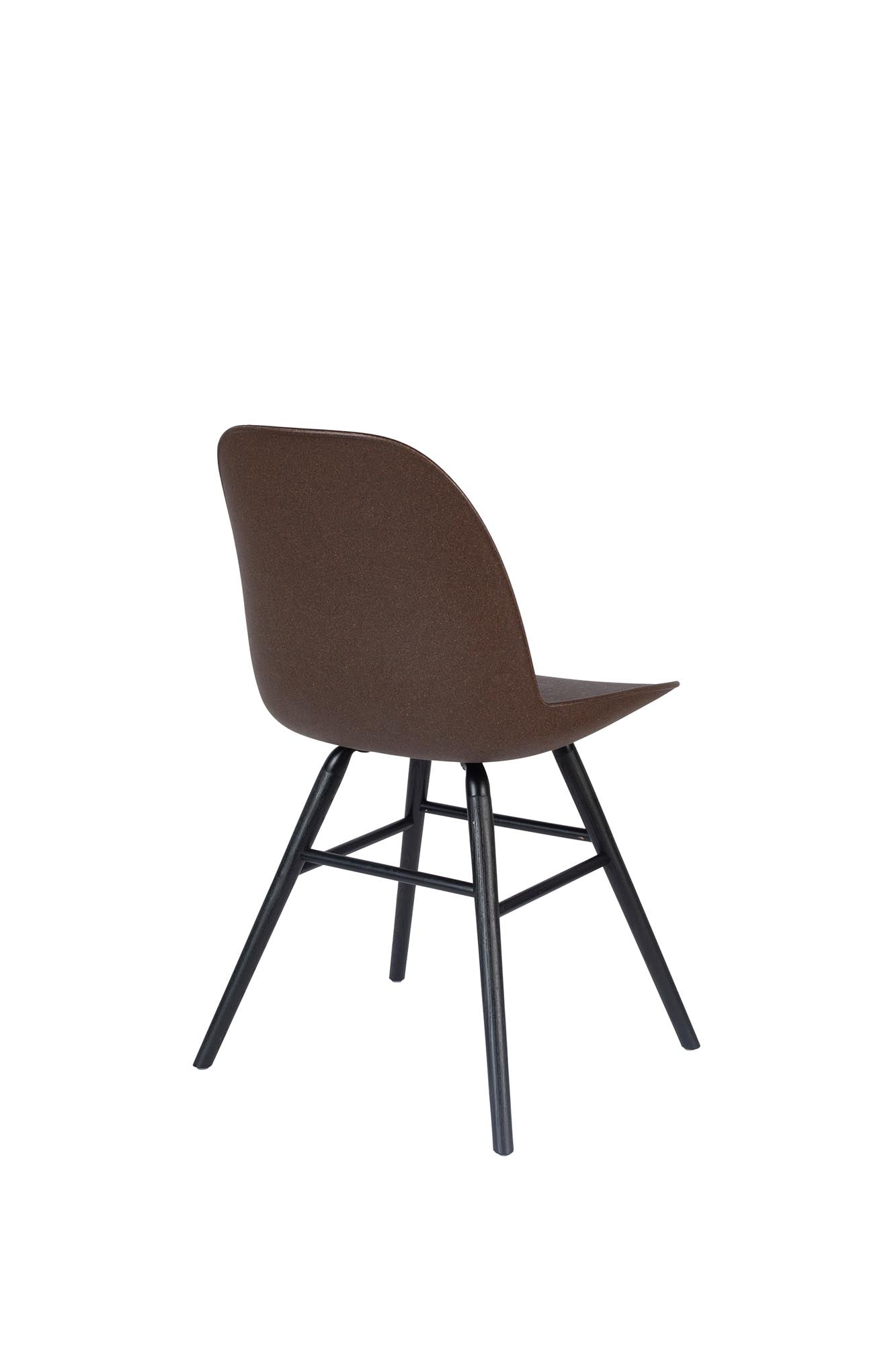 Moderner Albert Kuip Stuhl von Zuiver, ideal für zeitgemäße Wohnräume, vereint Design und Bequemlichkeit in einem ansprechenden Look.