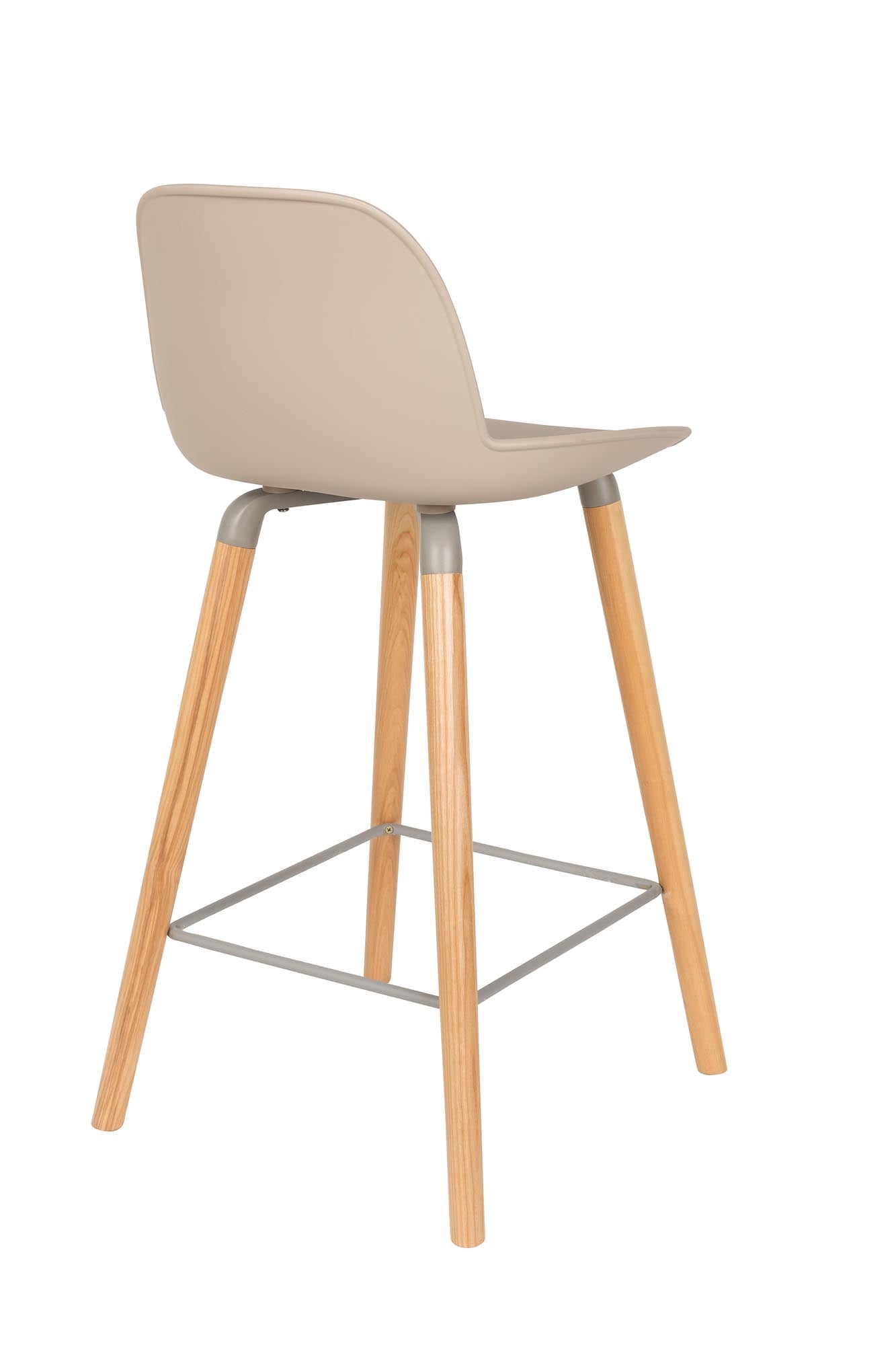 Moderner Barstuhl Albert Kuip von Zuiver, perfekt für trendige Wohnräume, bietet Komfort und ein ansprechendes Design.