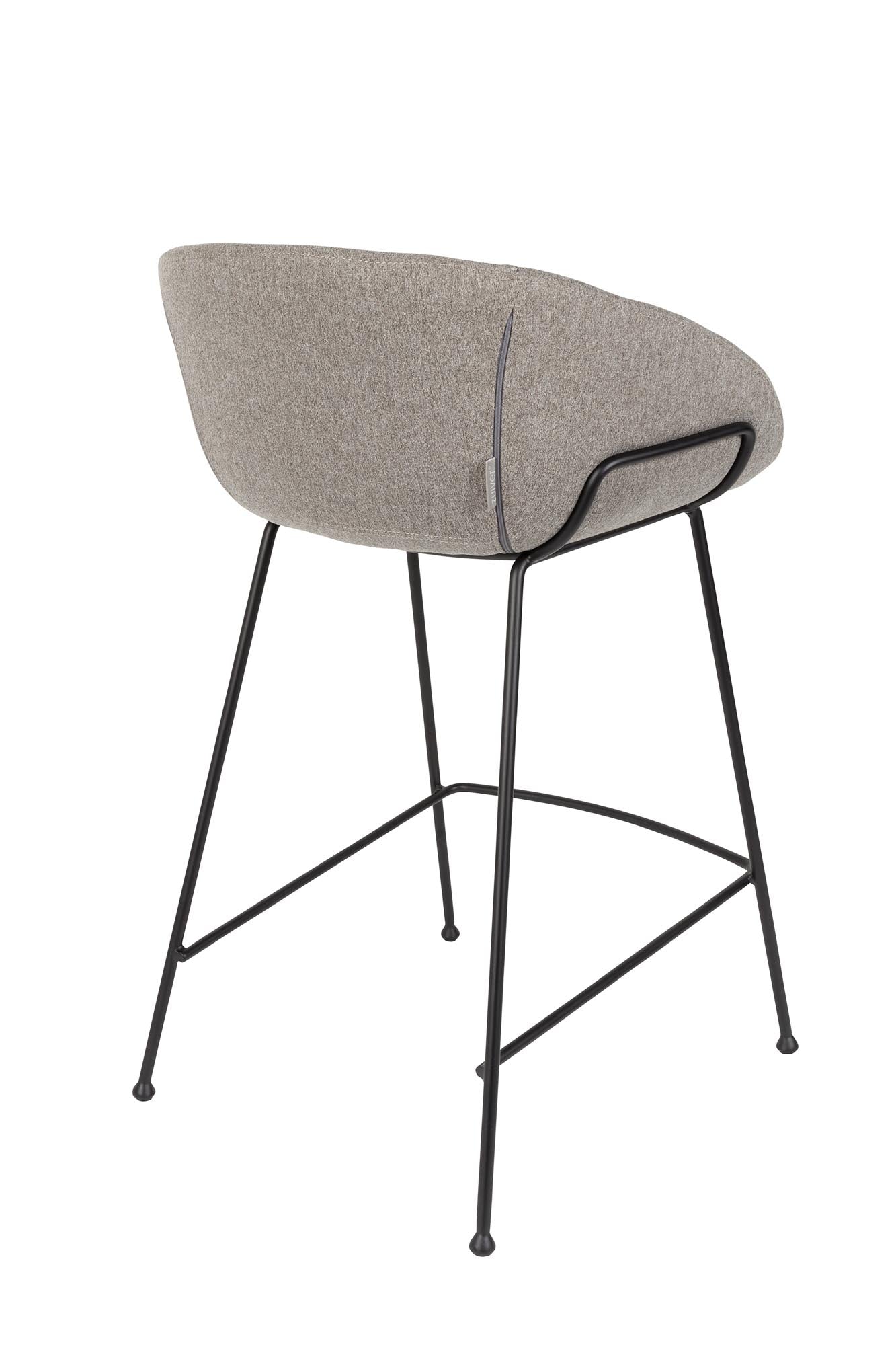 Stylischer Barstuhl Feston von Zuiver, gefertigt aus robustem PU-Leder. Verstellbare Höhe und modernes Design für jeden Wohnraum.