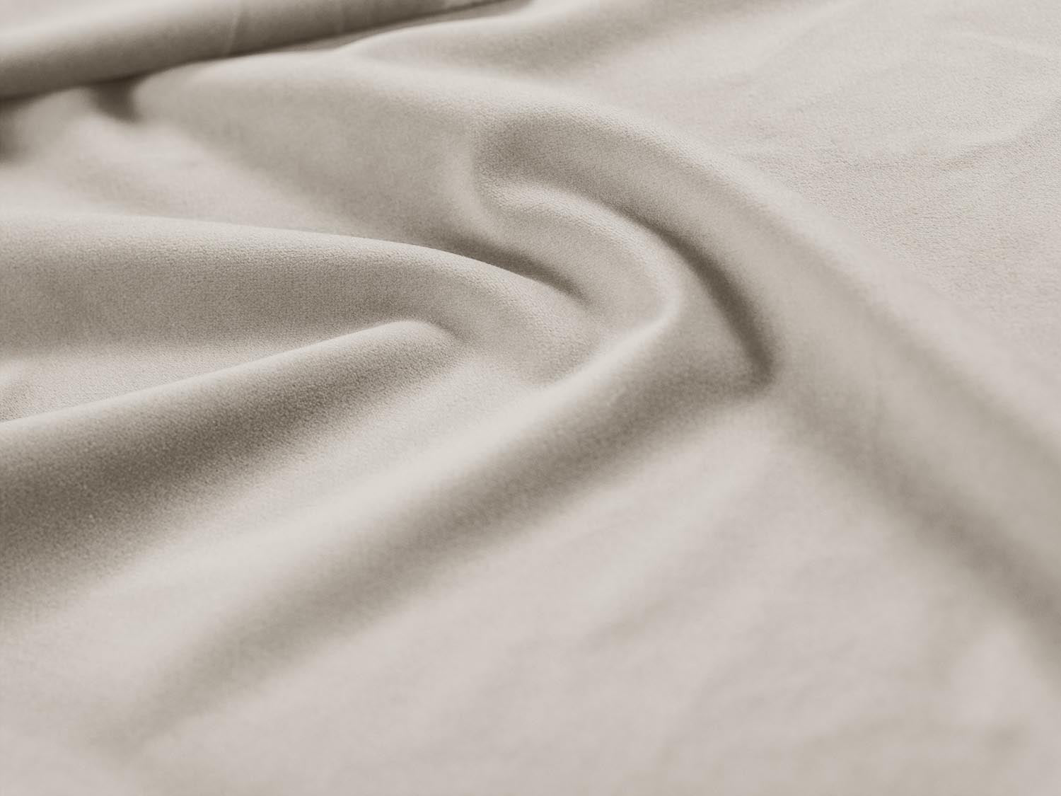 Elegantes, beiges Velours-Sofa von Micadoni, Lupine 2-Sitzer links, ideal für moderne und einladende Wohnumgebungen.