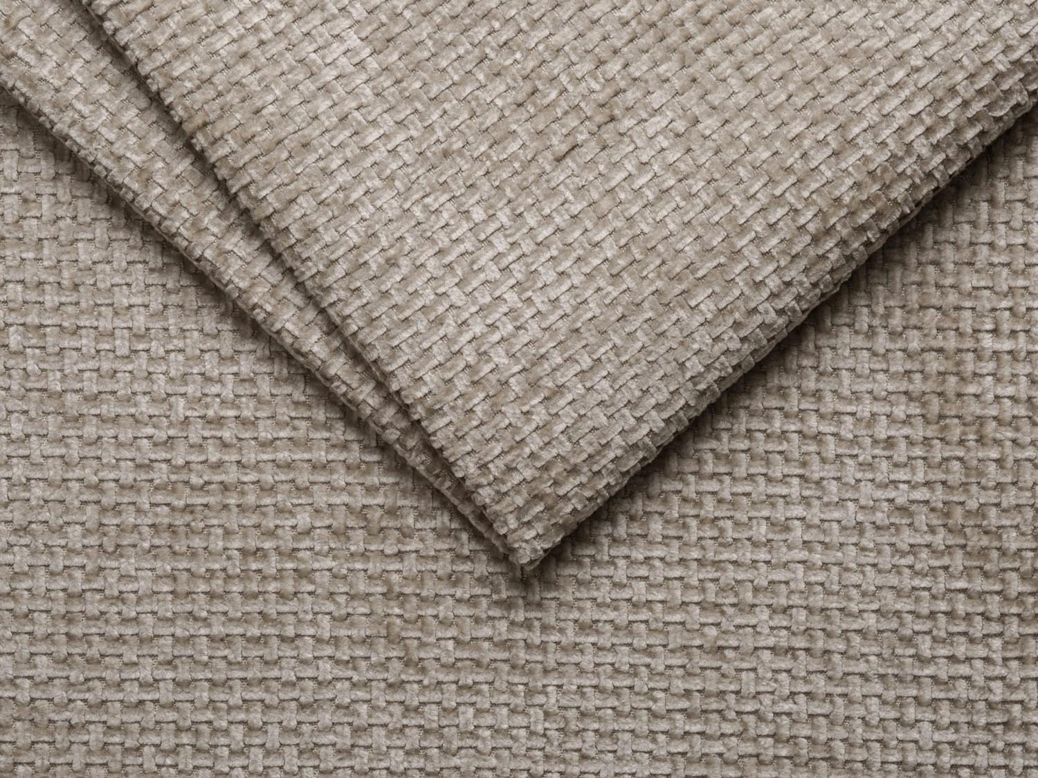 Elegantes 2-Sitzer Sofa Lupine von Micadoni in luxuriösem Dunkelbeige, ideal für gemütliche Abende und modernes Wohndesign.