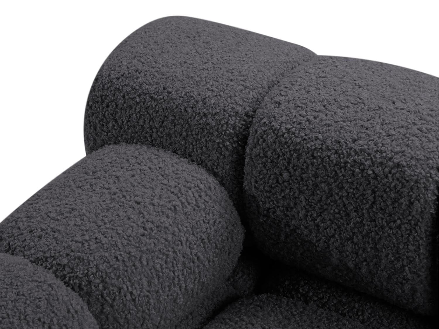 Elegantes 3-Sitzer Sofa Bellis Boucle in Graphit, ideal für moderne Wohnräume. Flexibles Design für individuelle Raumgestaltungen.