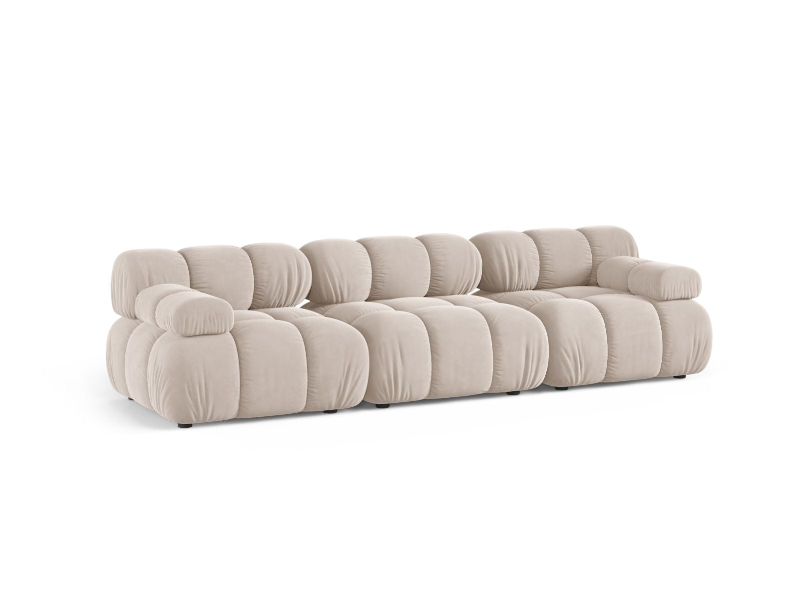Elegantes 3-Sitzer Sofa Bellis in sanftem Light Beige-Venus, ideal für stilvolle Wohnräume, erhältlich bei KAQTU Design AG.