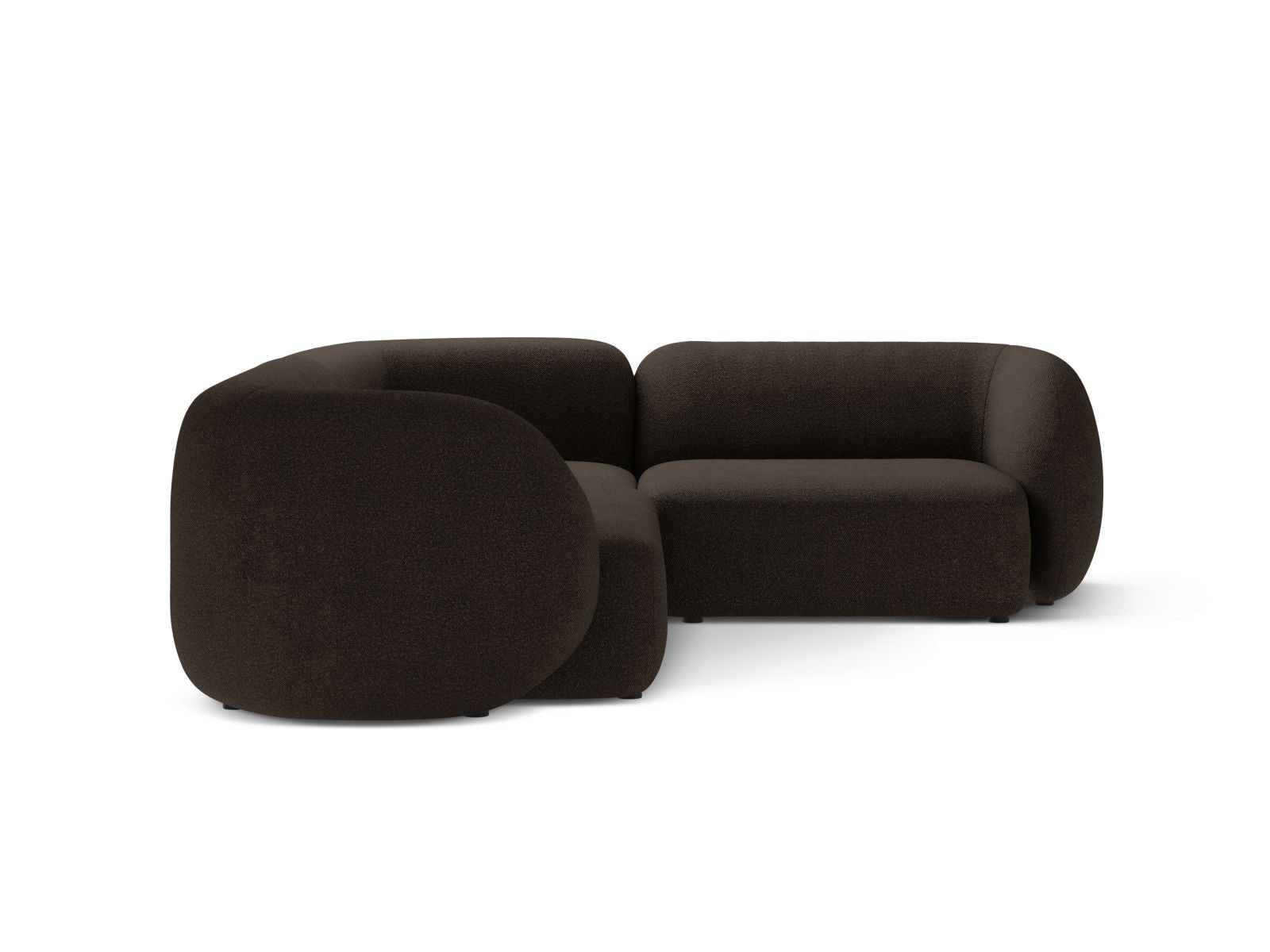 Elegantes 4-Sitzer Ecksofa rechts Kate in Braun-Baloo, ideal für stilvolle Wohnräume, präsentiert von Micadoni.