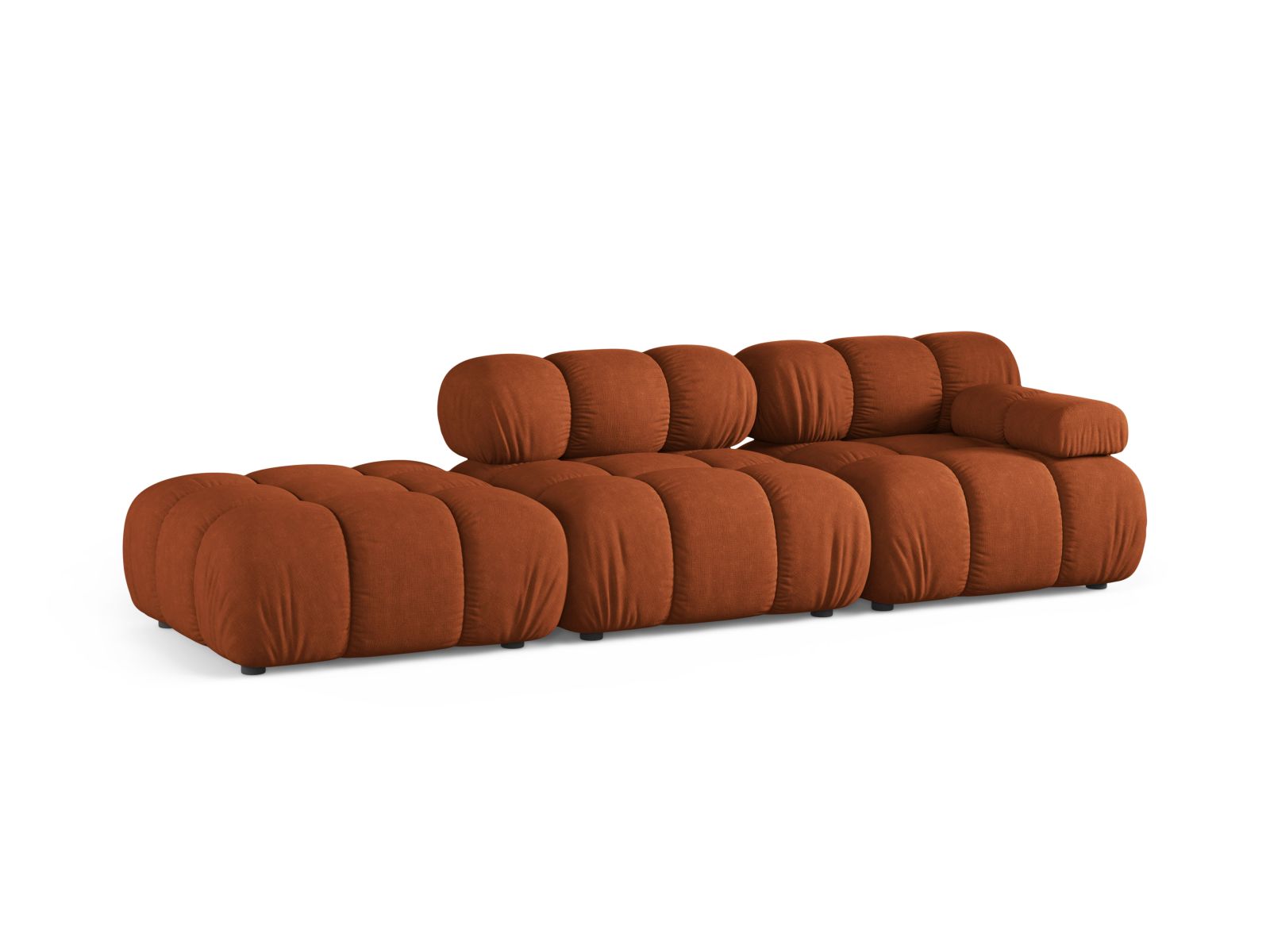 Elegantes 4-Sitzer Sofa Bellis in Brick-Liberty, modulares Design für individuellen Komfort, ideal für moderne Wohnräume.