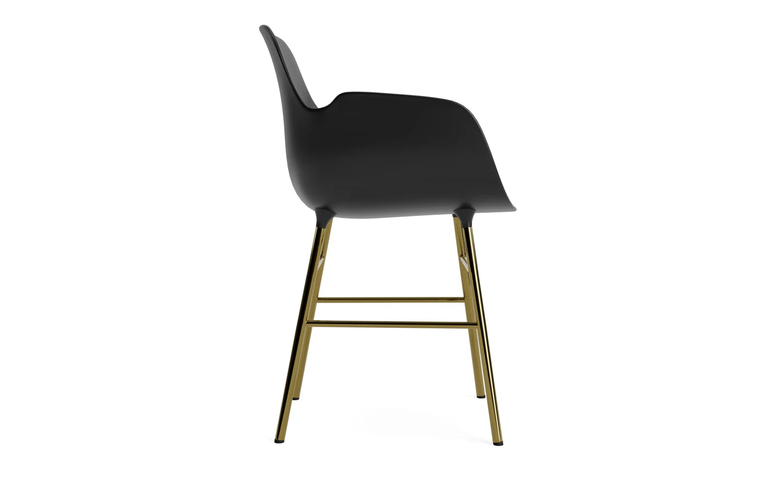 Eleganter Form Armlehnstuhl von Normann Copenhagen, der durch seine geschwungene Form und hochwertige Verarbeitung besticht.