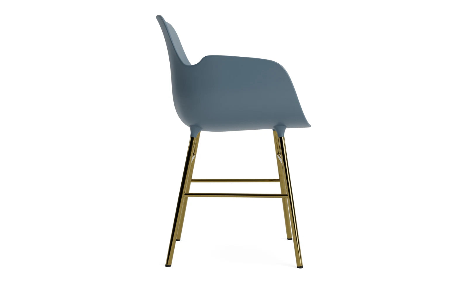 Moderner Armlehnstuhl von Normann Copenhagen, der durch seine geschwungene Form und hochwertige Verarbeitung besticht. Perfekt für stilvolle Wohnräume.