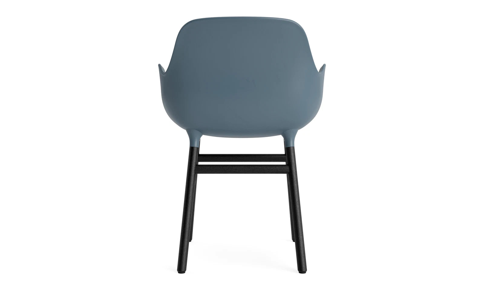 Eleganter Form Armlehnstuhl von Normann Copenhagen, der modernes Design mit komfortabler Sitzfläche vereint und jedem Raum Stil verleiht.