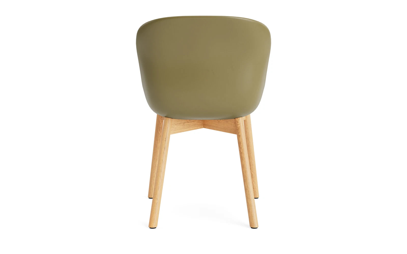 Erleben Sie den Hyg Stuhl Eiche Olive von Normann Copenhagen – ein stilvolles Möbelstück, das skandinavische Eleganz und höchsten Sitzkomfort vereint.